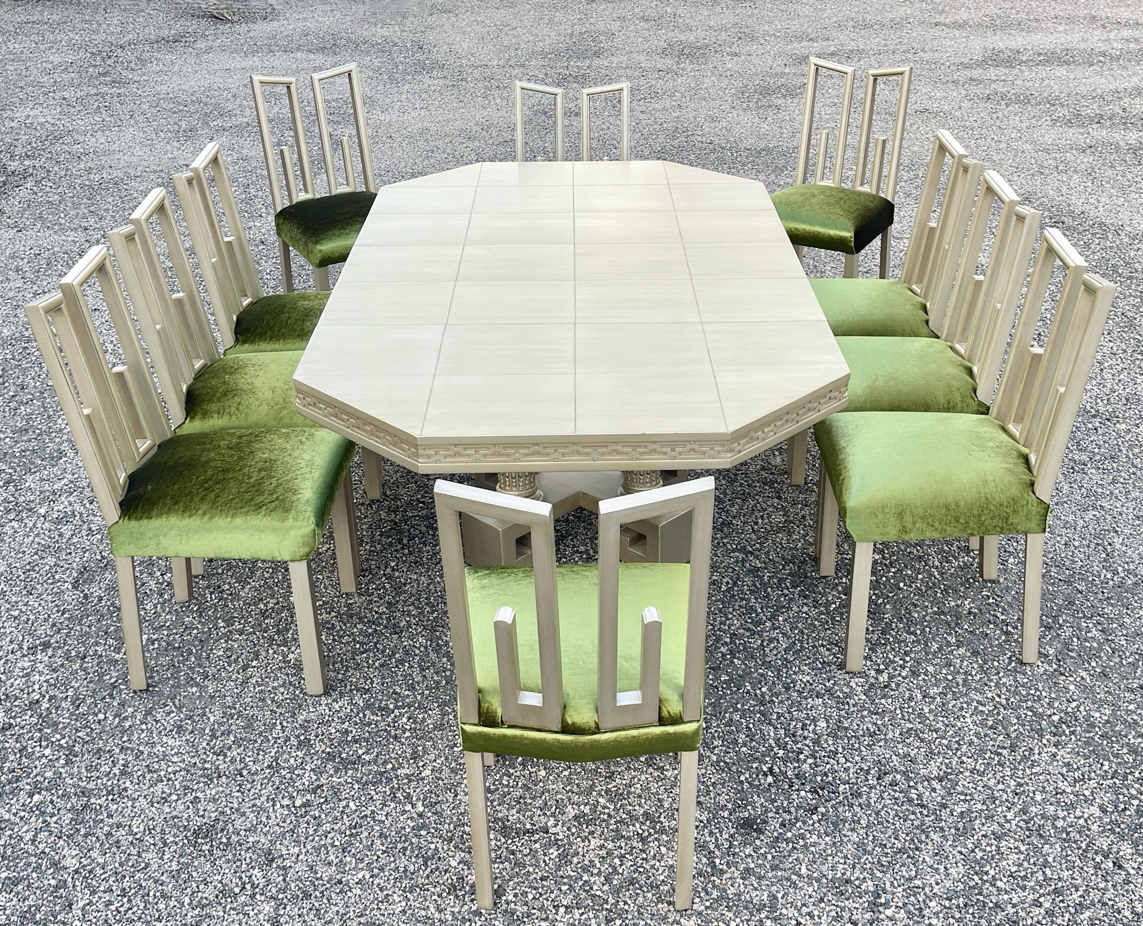 Table de salle à manger Greek Key de James Mont Designs et 10 chaises argentées et vertes en vente 6