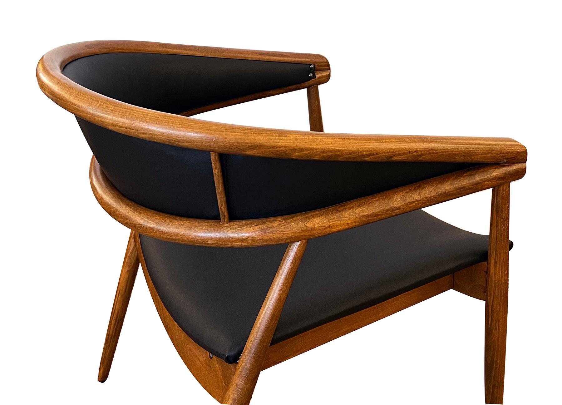 Milieu du XXe siècle James Mont King Cole Fauteuil du milieu du siècle en hêtre bentwood en vente