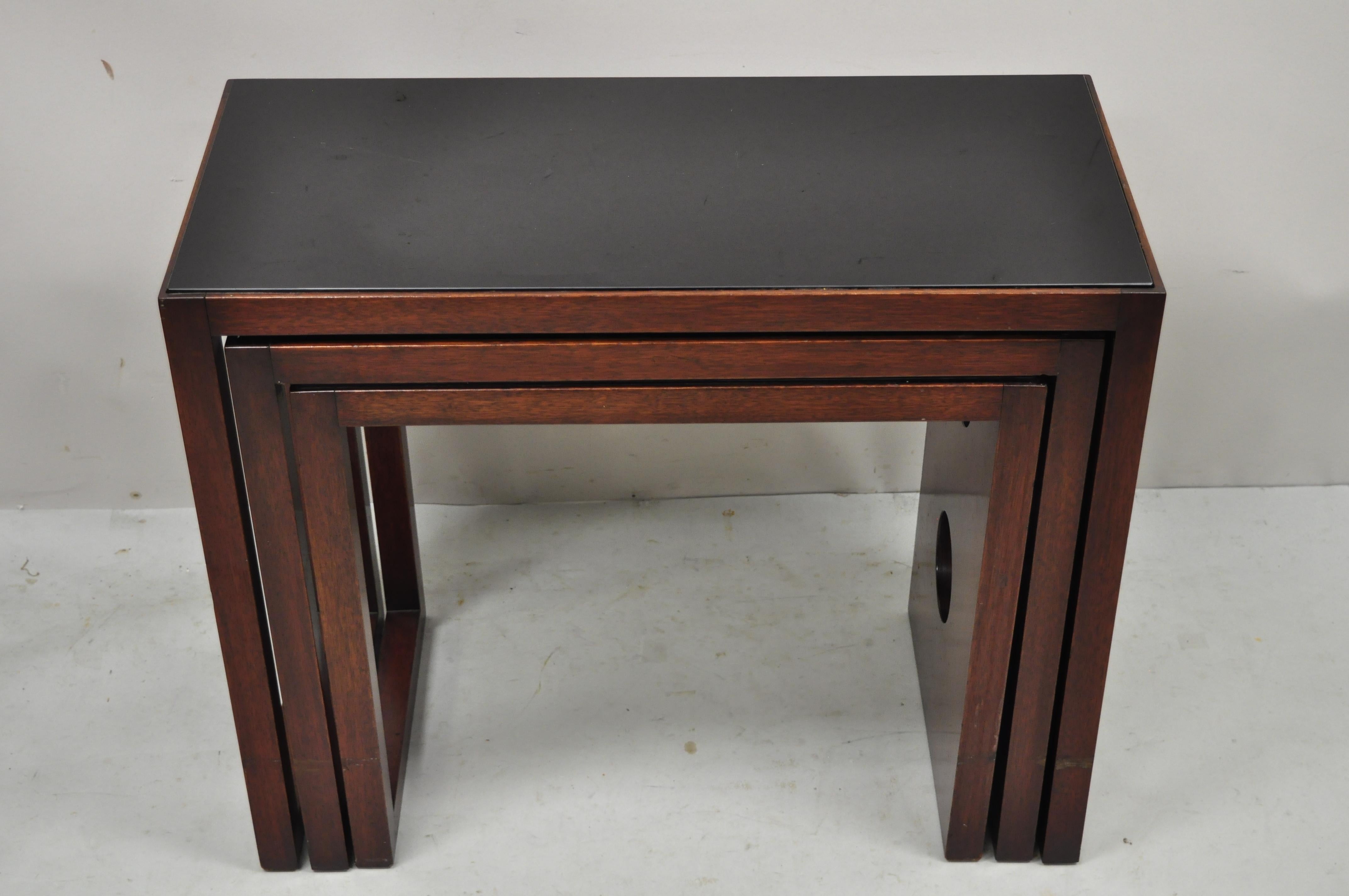 North American James Mont Mid-Century Modern Mahogany & Glass Top Art Deco Nesting Side Tables For Sale
