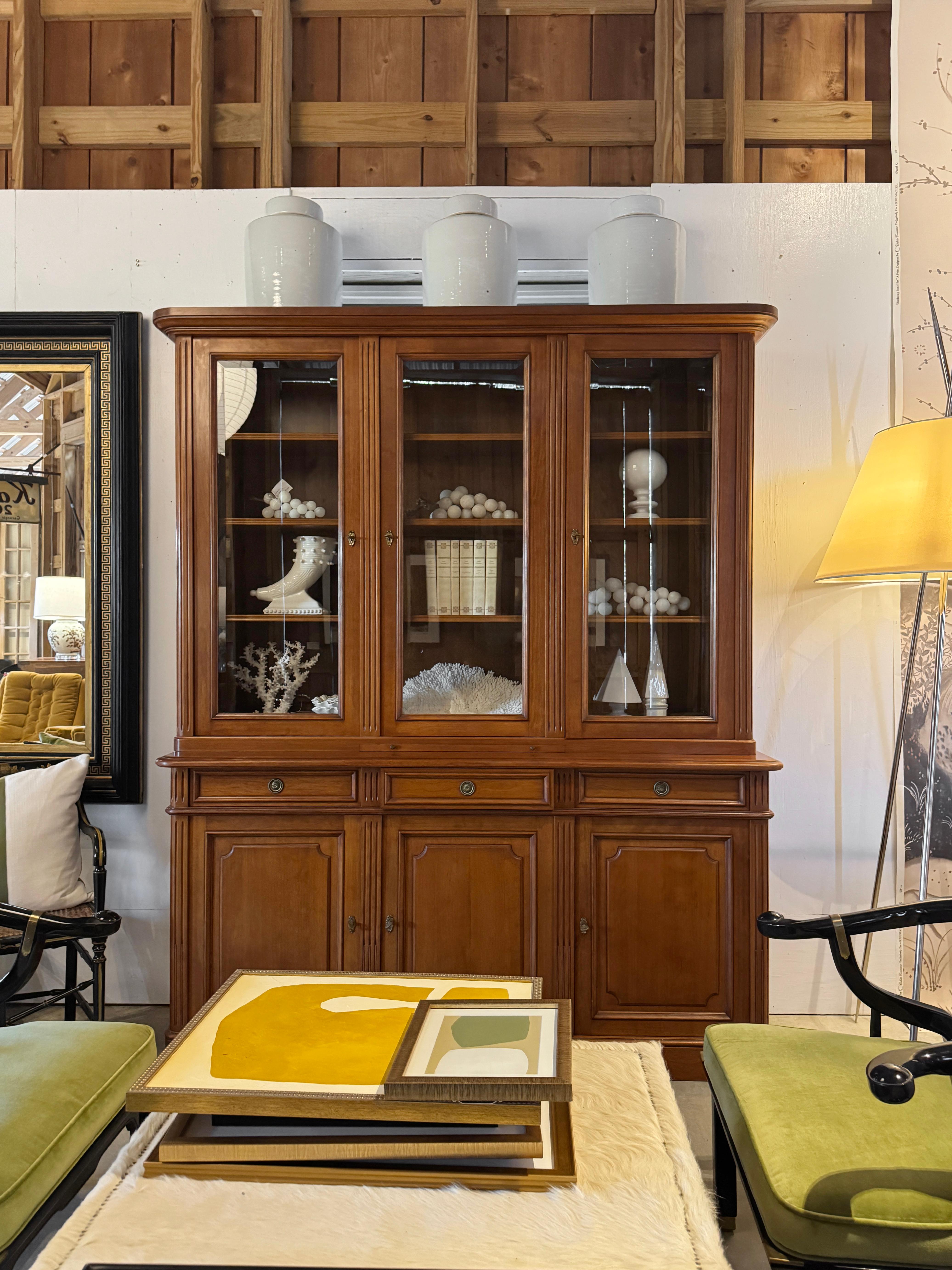 Paire de chaises en laque noire et laiton de style Ming Ming, de James Mont en vente 7