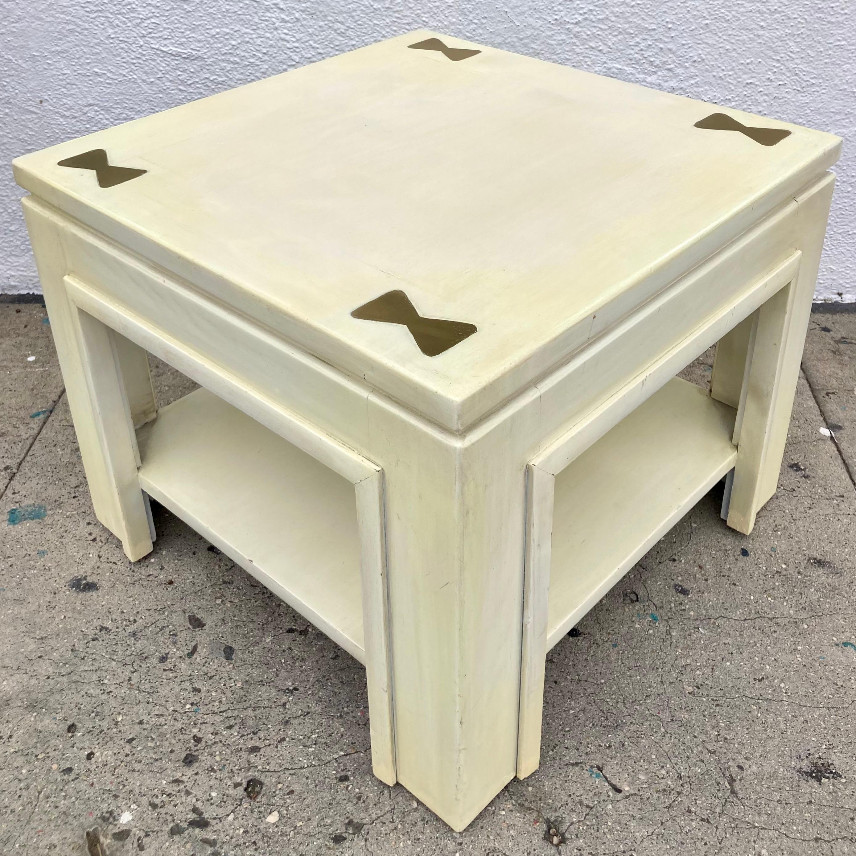 Table de cocktail de style James Mont Ming avec inserts en laiton en vente 1