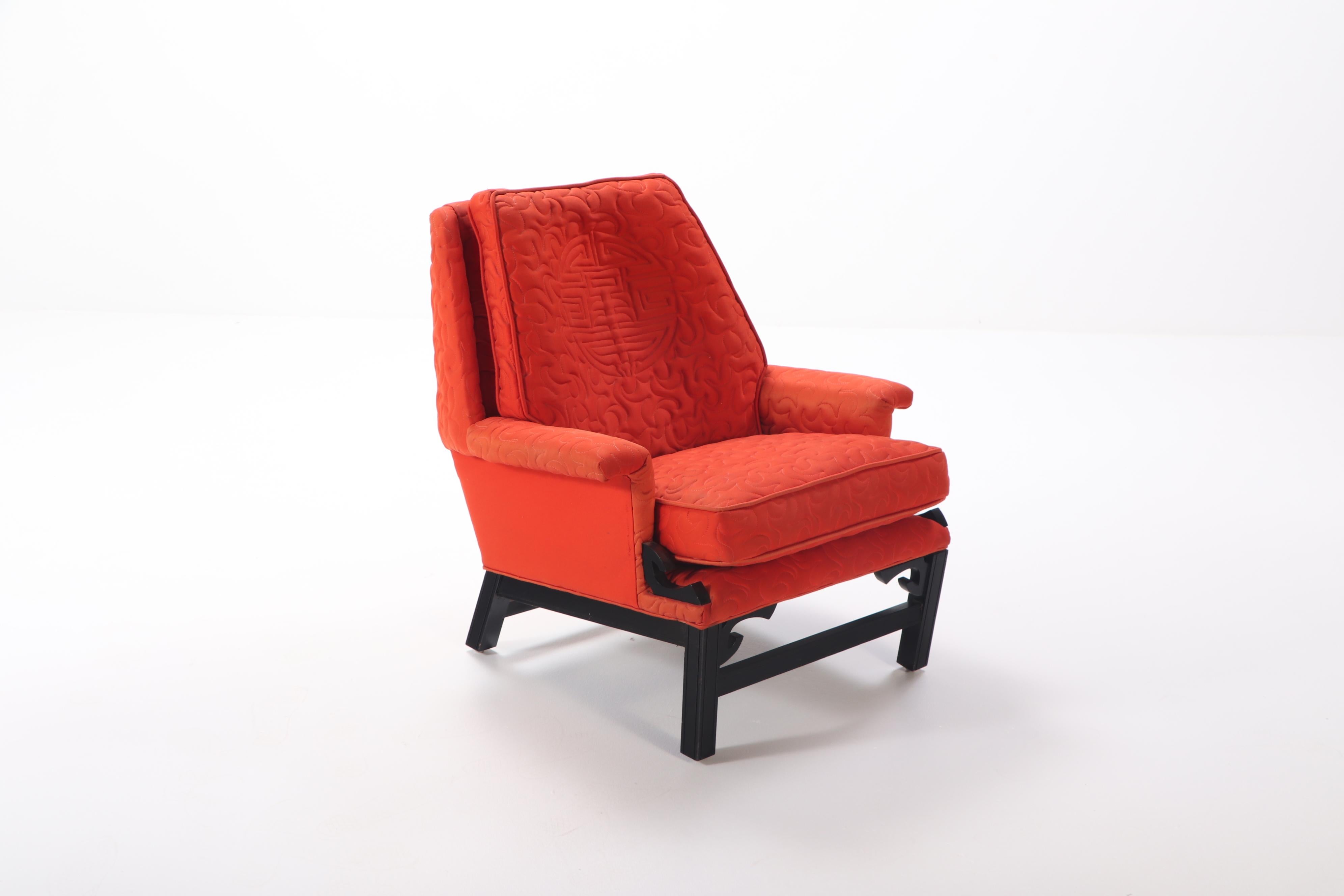 Asiatisch inspirierter Stuhl im James Mont-Stil mit hoher Rückenlehne und schwarzer Lackierung, ca. 1970er Jahre. (Nordamerikanisch) im Angebot
