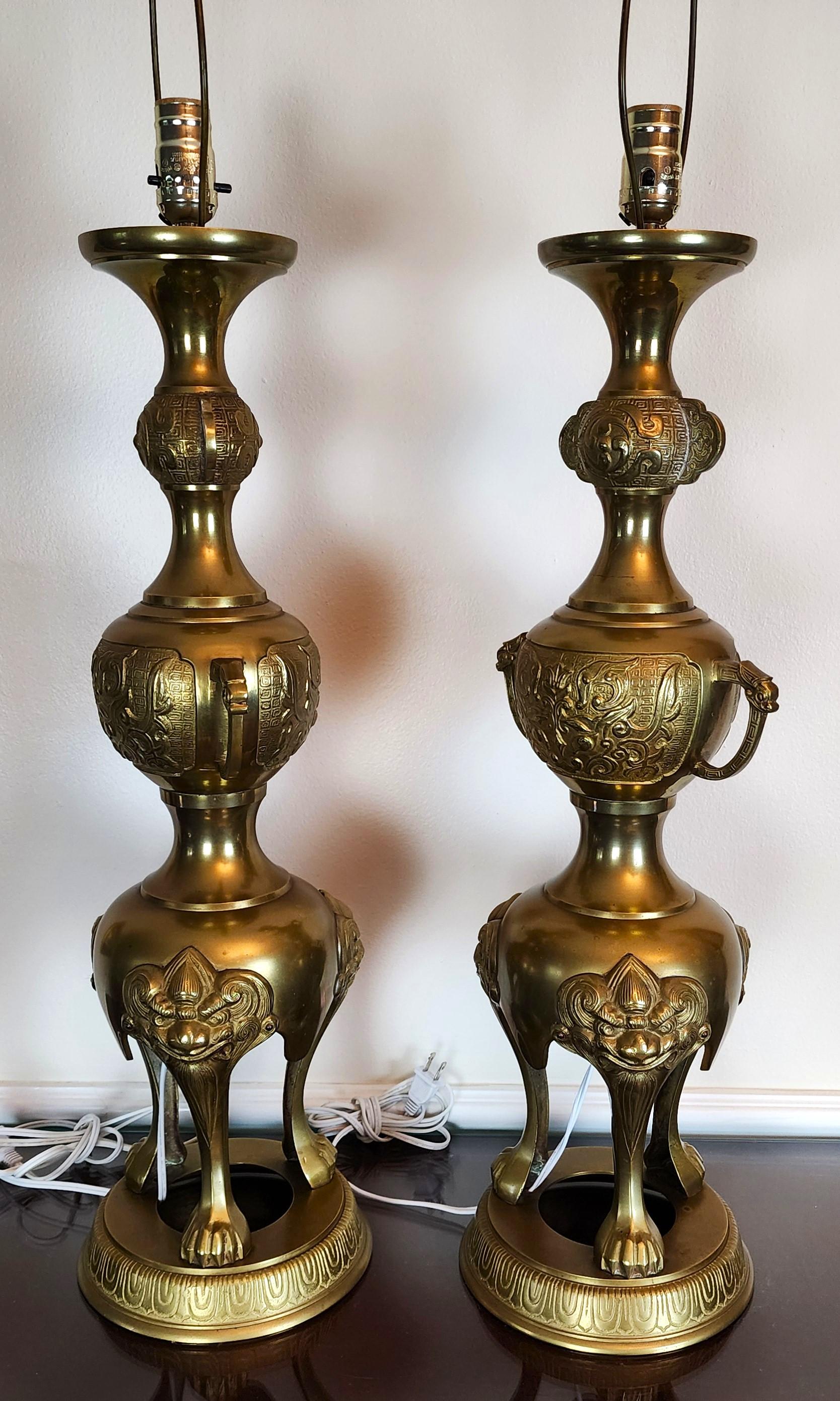 James Mont Style Foo Dog Chinoiserie Brass Lamps Vintage Pair 7