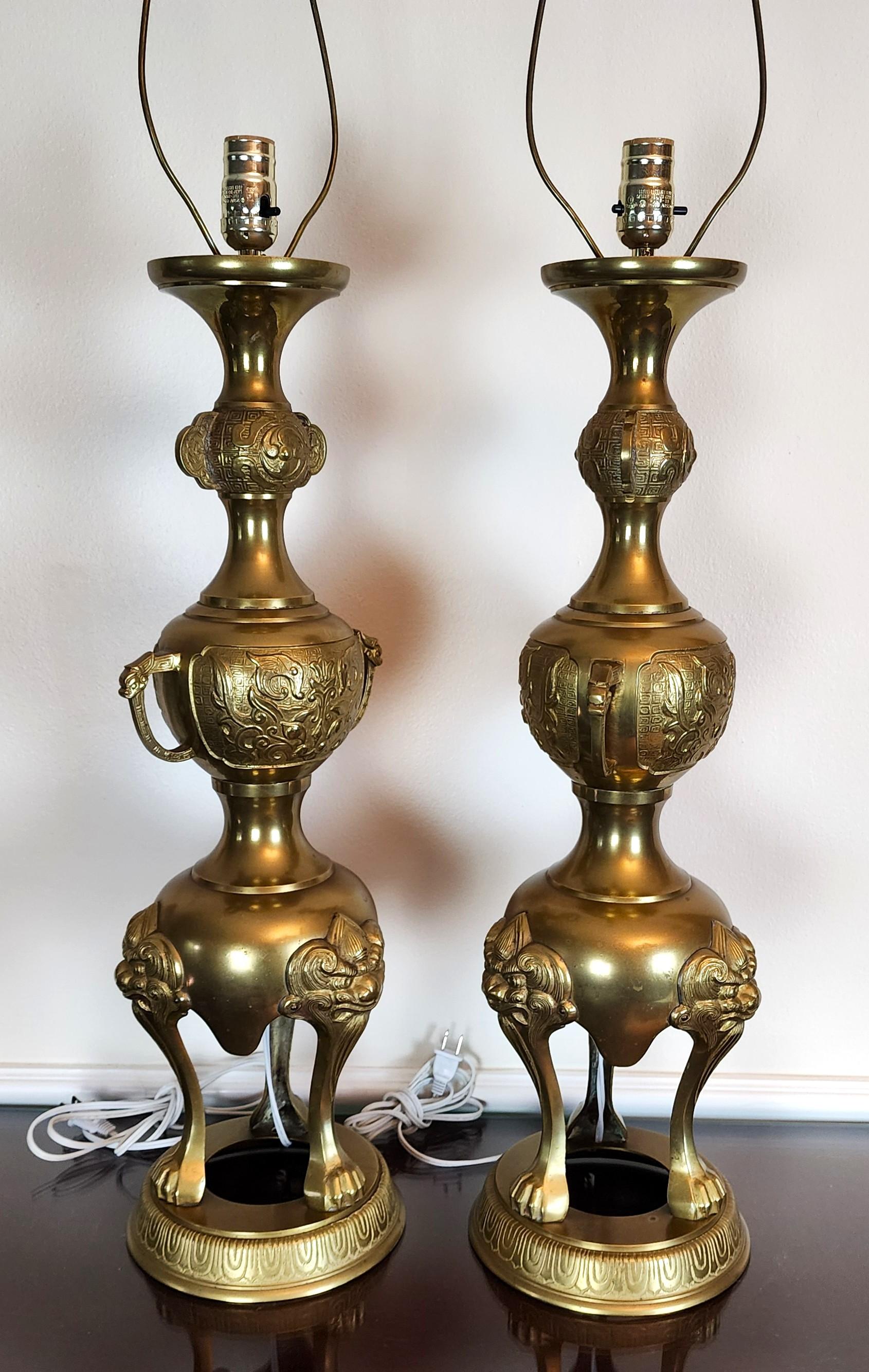 James Mont Style Foo Dog Chinoiserie Brass Lamps Vintage Pair 8