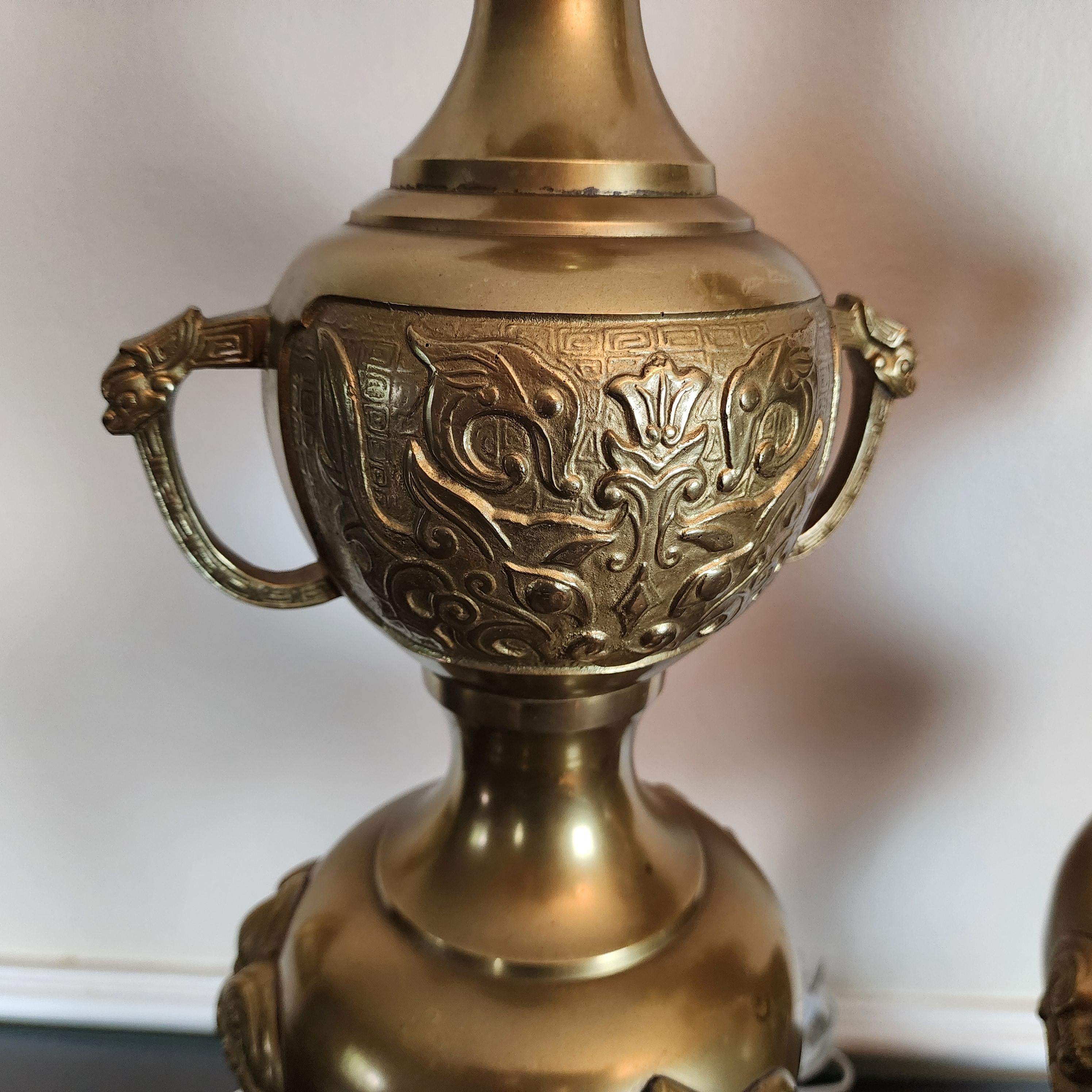 James Mont Style Foo Dog Chinoiserie Brass Lamps Vintage Pair 9