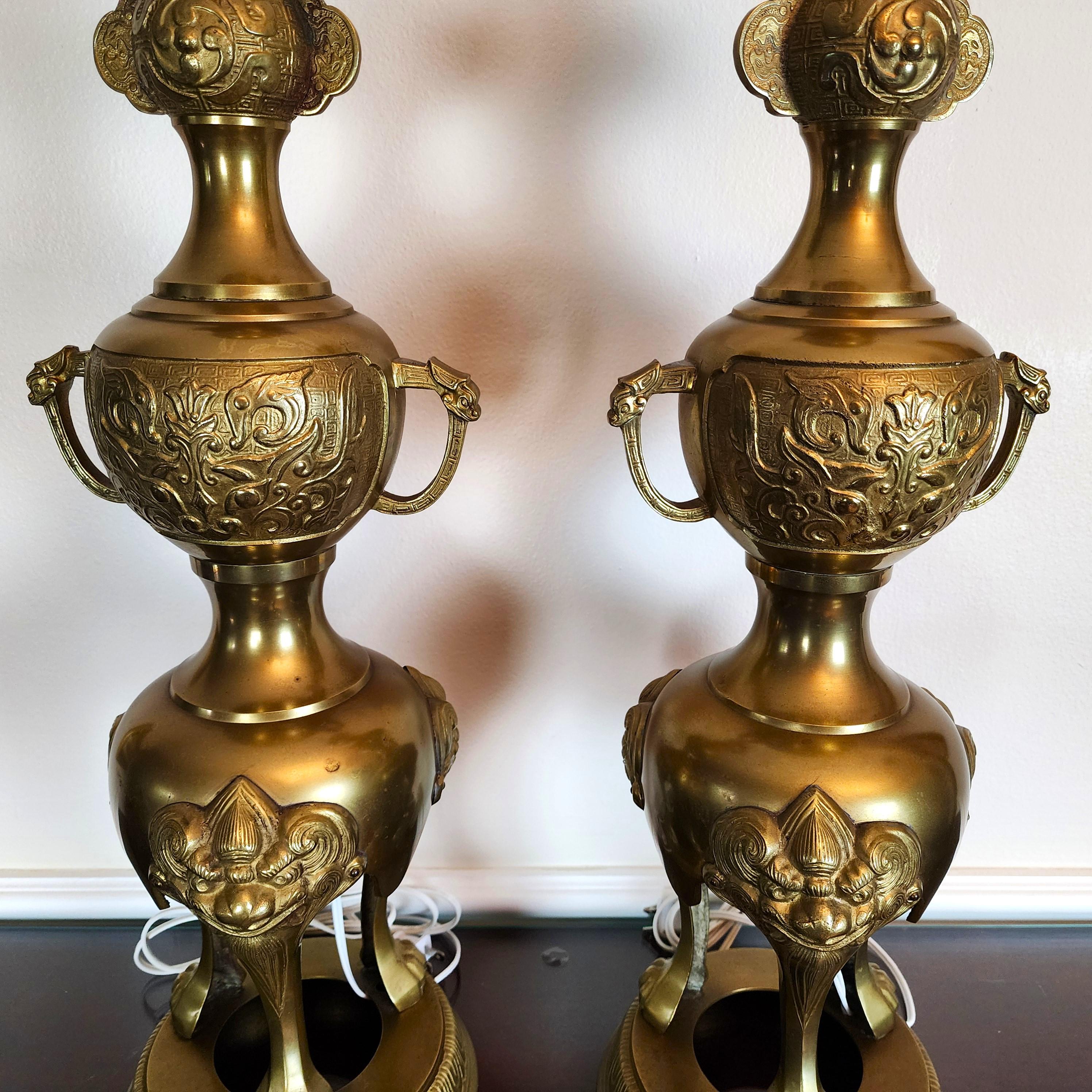 James Mont Style Foo Dog Chinoiserie Brass Lamps Vintage Pair 2