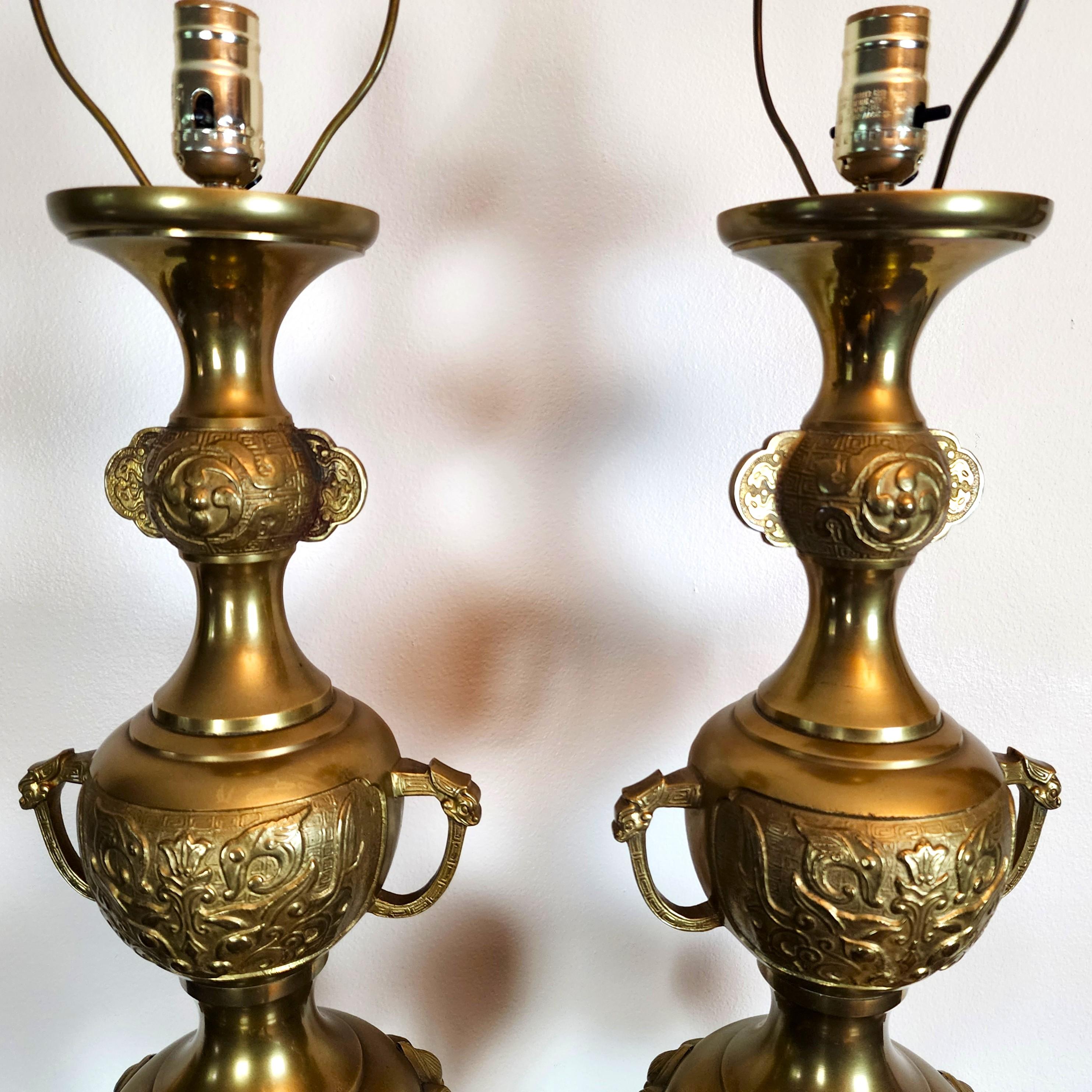 James Mont Style Foo Dog Chinoiserie Brass Lamps Vintage Pair 3