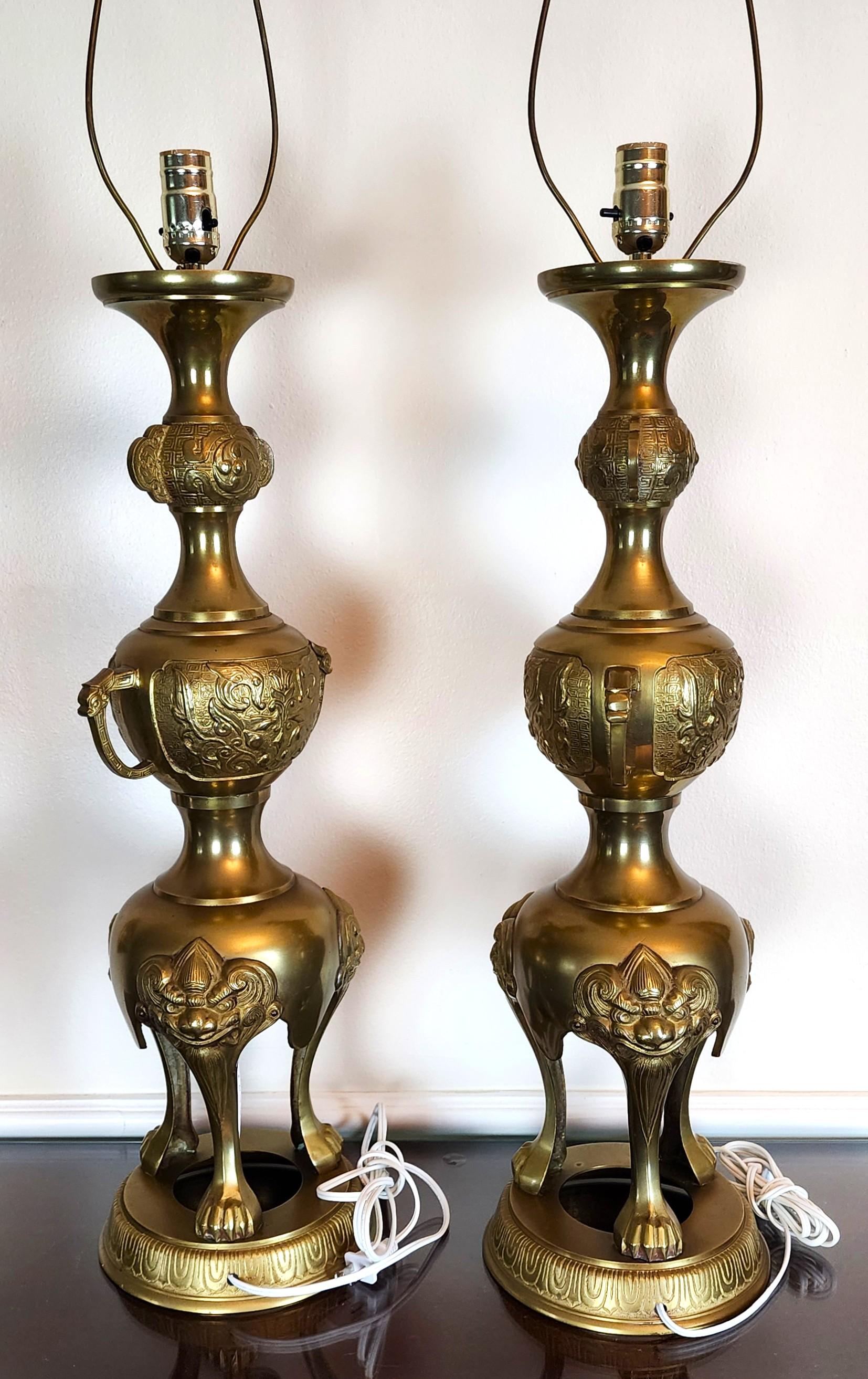 James Mont Style Foo Dog Chinoiserie Brass Lamps Vintage Pair 5
