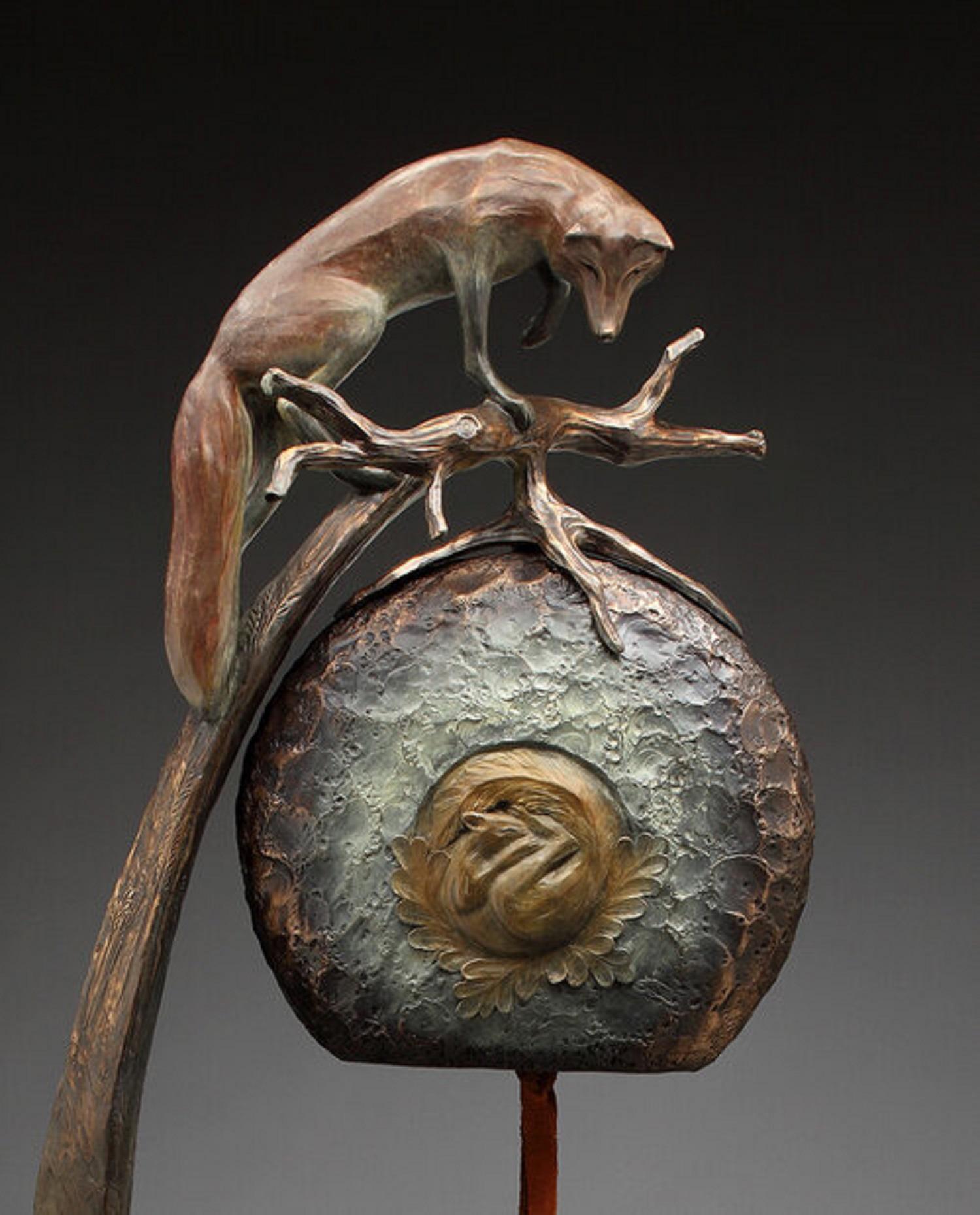 Fuchs-Sonnenwende (Realismus), Sculpture, von James Moore