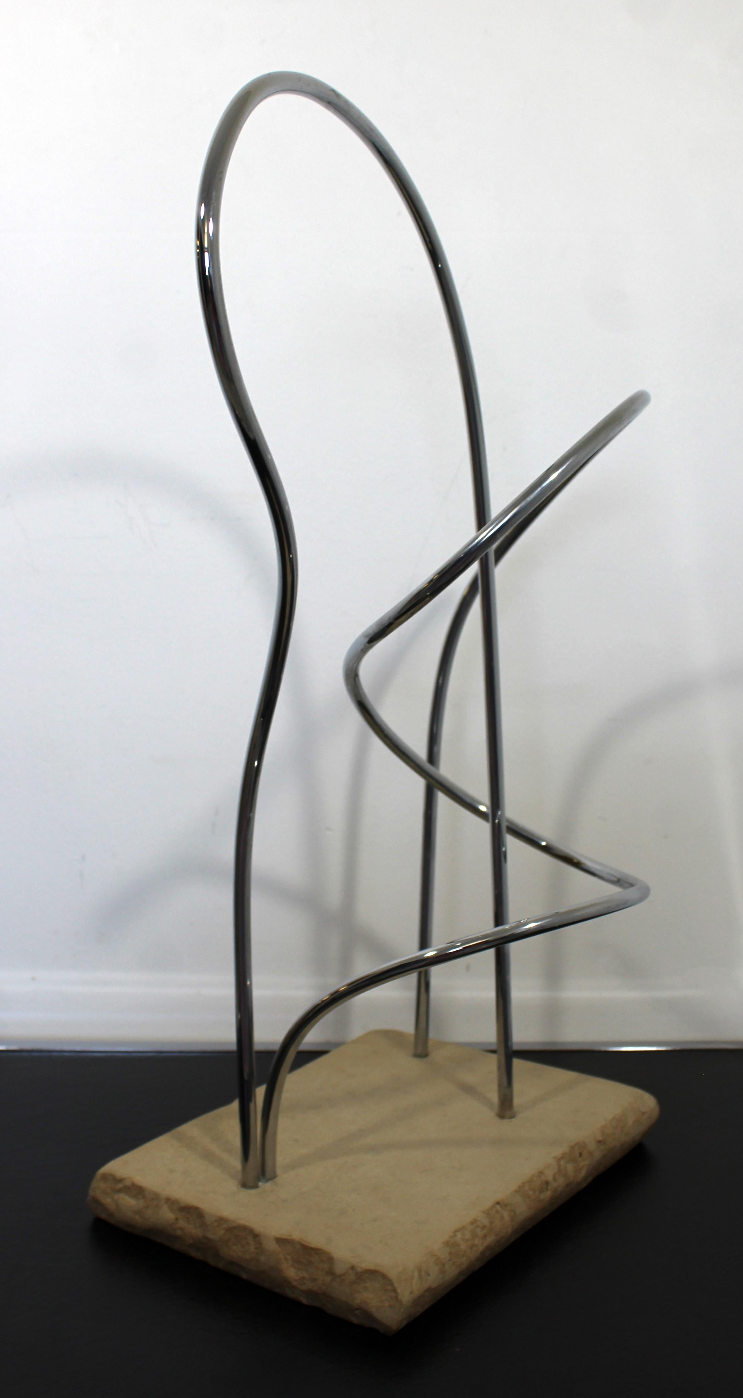 Grande sculpture en métal reliée entre des fils de métal, sans titre, James Nani Bon état - En vente à Keego Harbor, MI