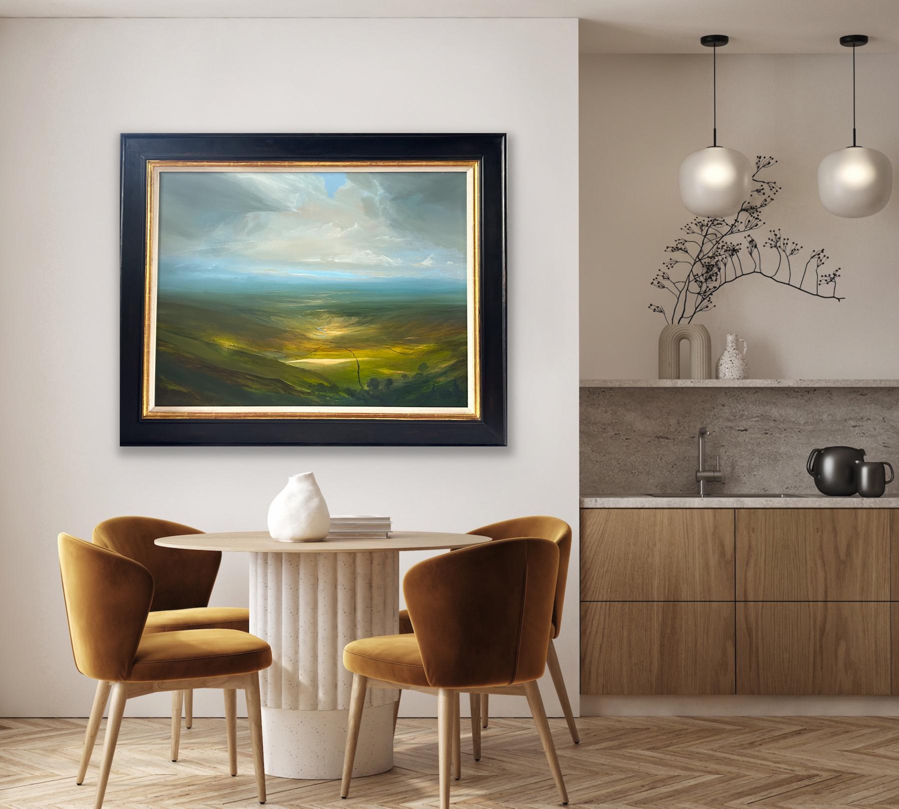 En sus pinturas de Paisaje, James Naughton encuentra una conversación constantemente atractiva, un diálogo entre la luz, el aire y la tierra. El tema ha sido una fascinación que ha cimentado su reputación y crucial en el desarrollo de su filosofía