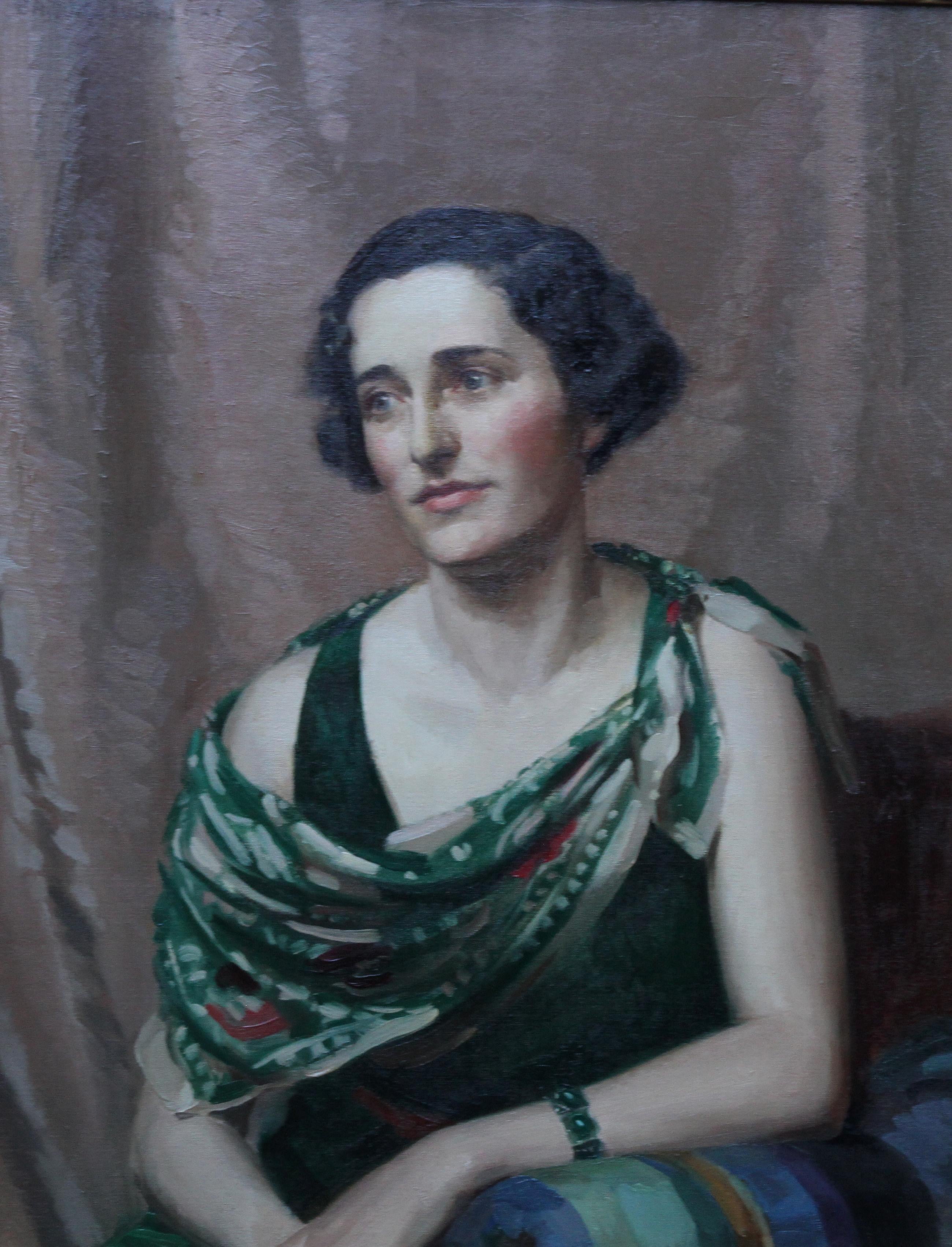 Pamela Abercromby - Portrait à l'huile britannique Art Déco des années 30, dame en vert - Painting de James P. Barraclough