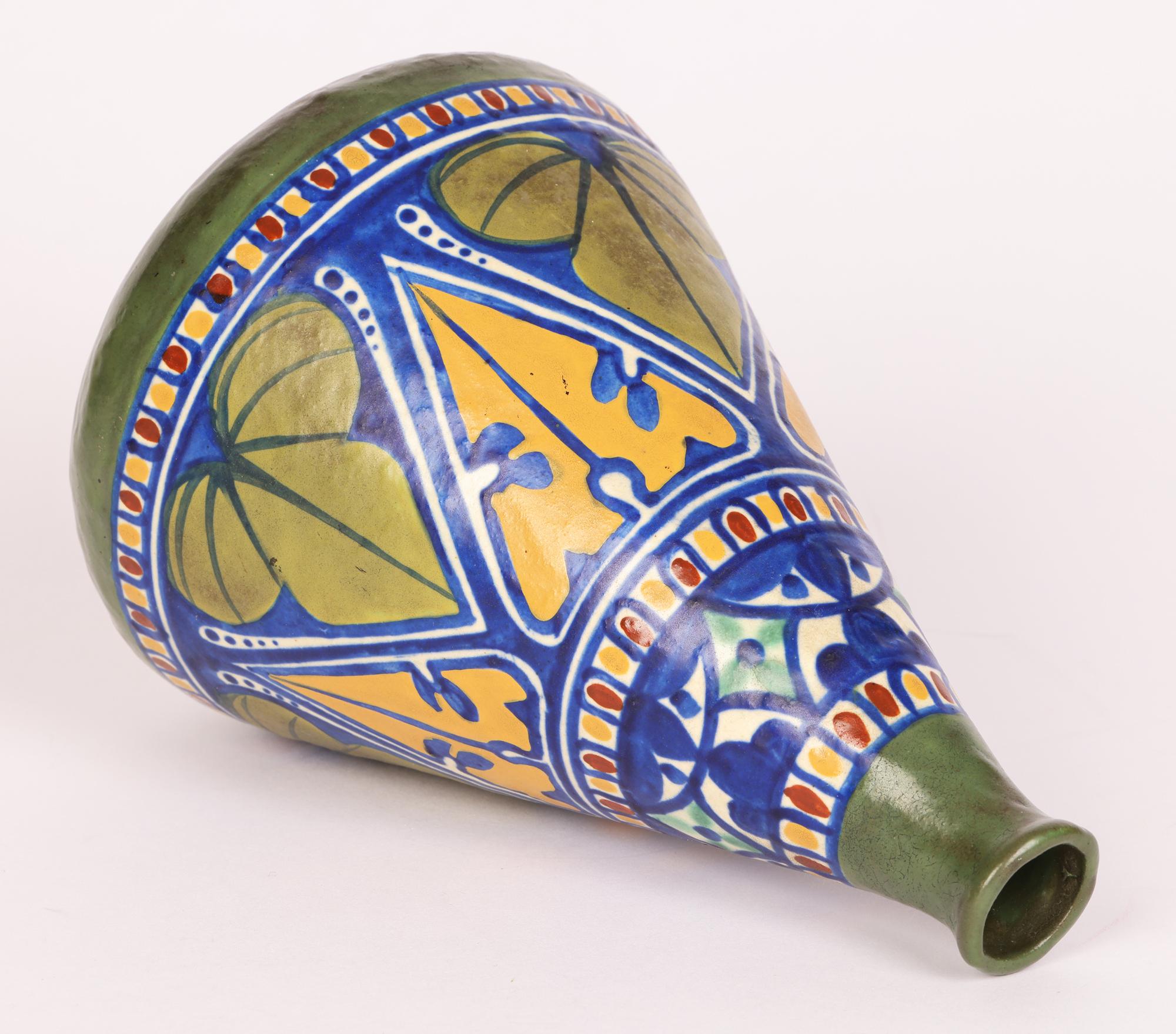 James Pflanzgefäß Hanley Frühe handbemalte Art-déco-Vase aus Keramik  im Zustand „Gut“ im Angebot in Bishop's Stortford, Hertfordshire