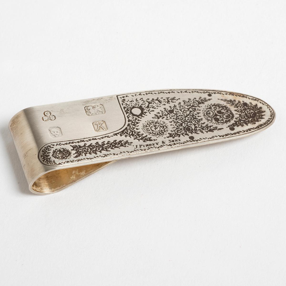 Our vintage sterling silver money clip for James Purdey & sons is hallmarked London 1984 GPS, and is presented in outstanding condition. Complete with box signed James Purdey & Sons Ltd Audley House South Audley Street London W. An ideal collectible