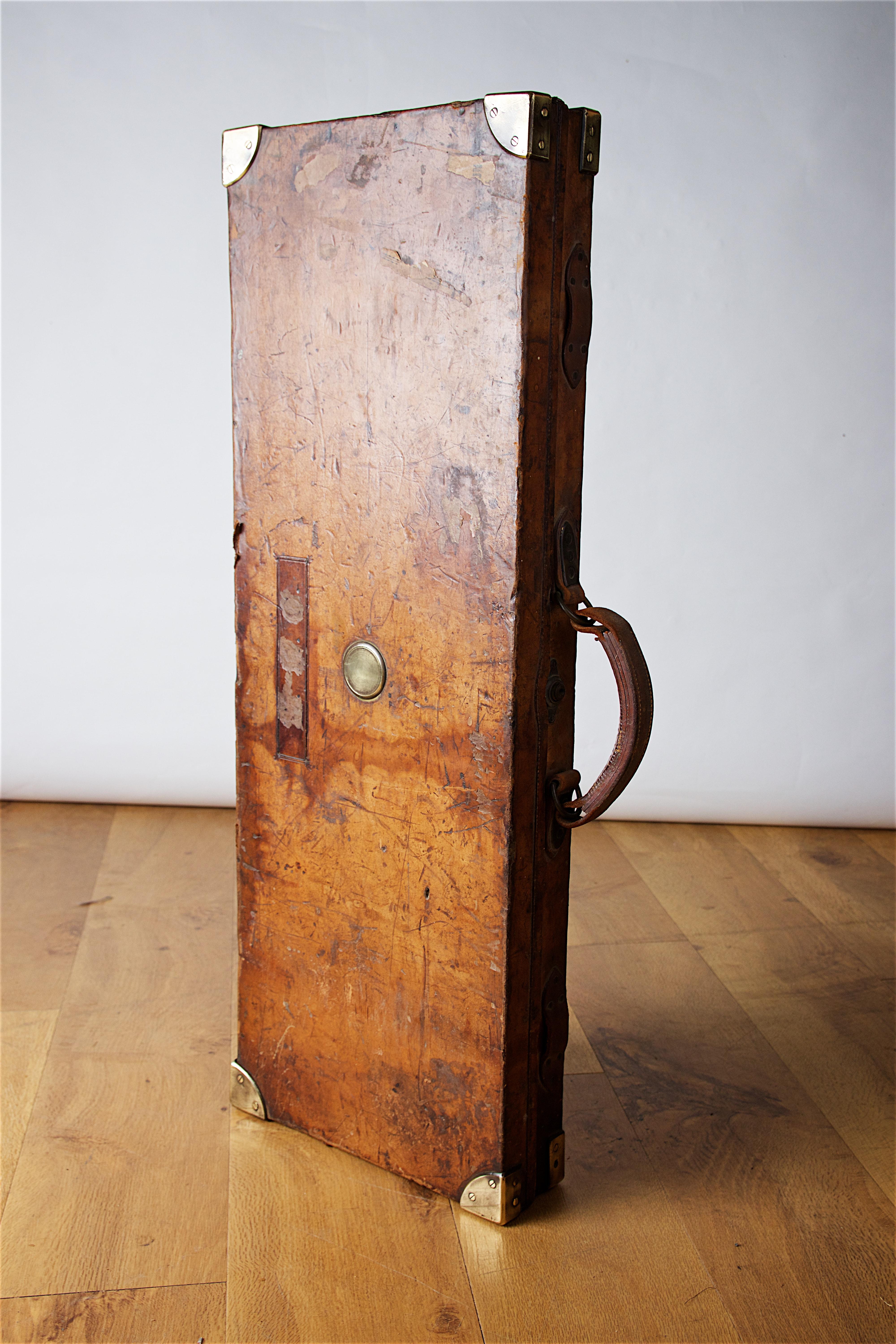 James Purdey & Sons, London, Leather, Oak and Brass-Mounted Gun Case 7