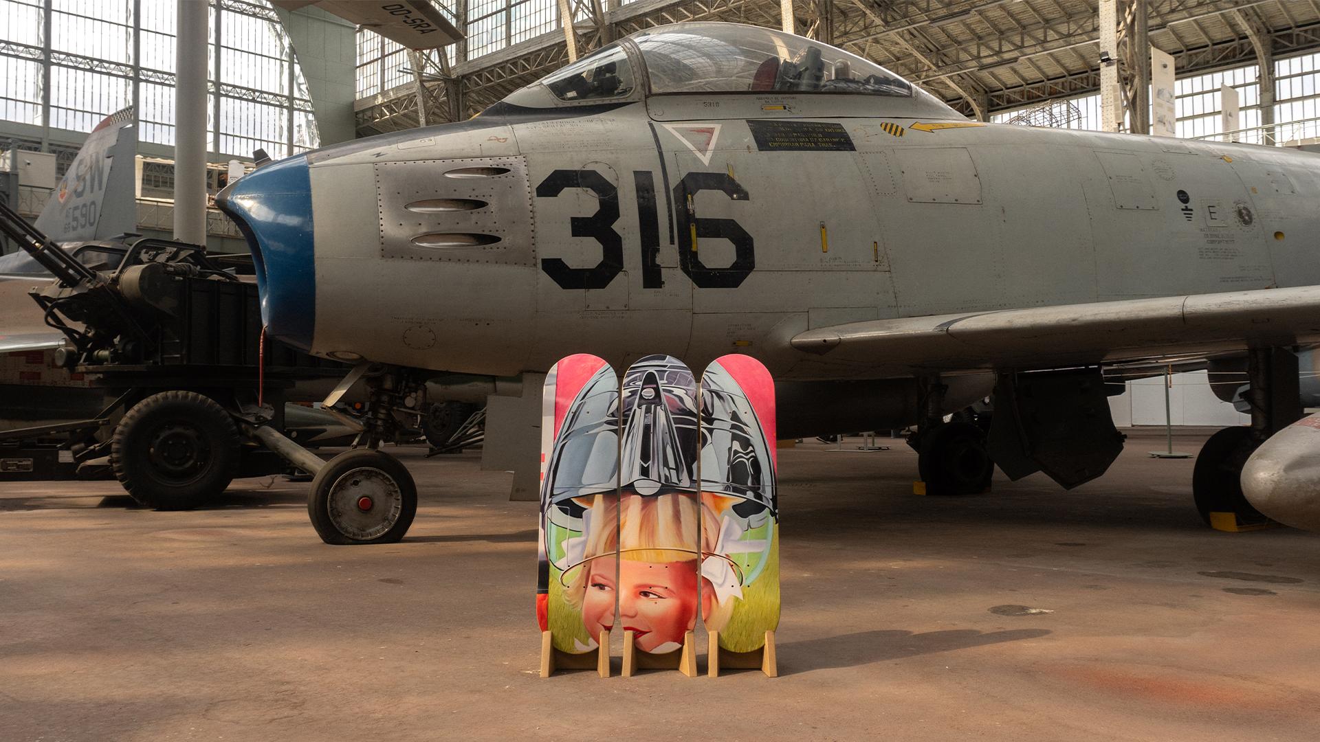 James Rosenquist F-111 TRIPTYCH (GIRL) Limited Skate Modern Design Pop American 3