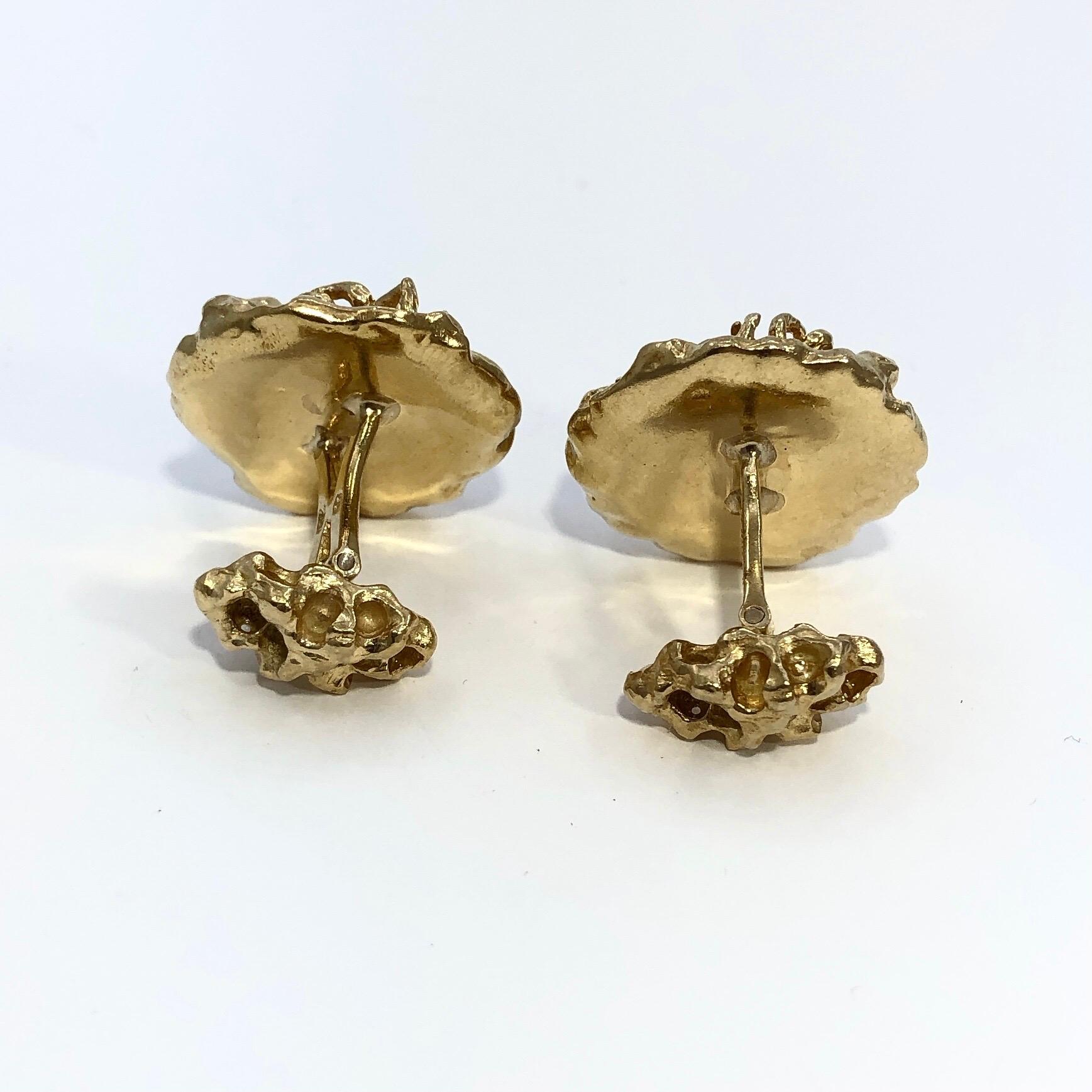 James Schwabe for Cartier Gold Equestrian Cufflinks with Sapphire Eyes In Good Condition In Palm Beach, FL