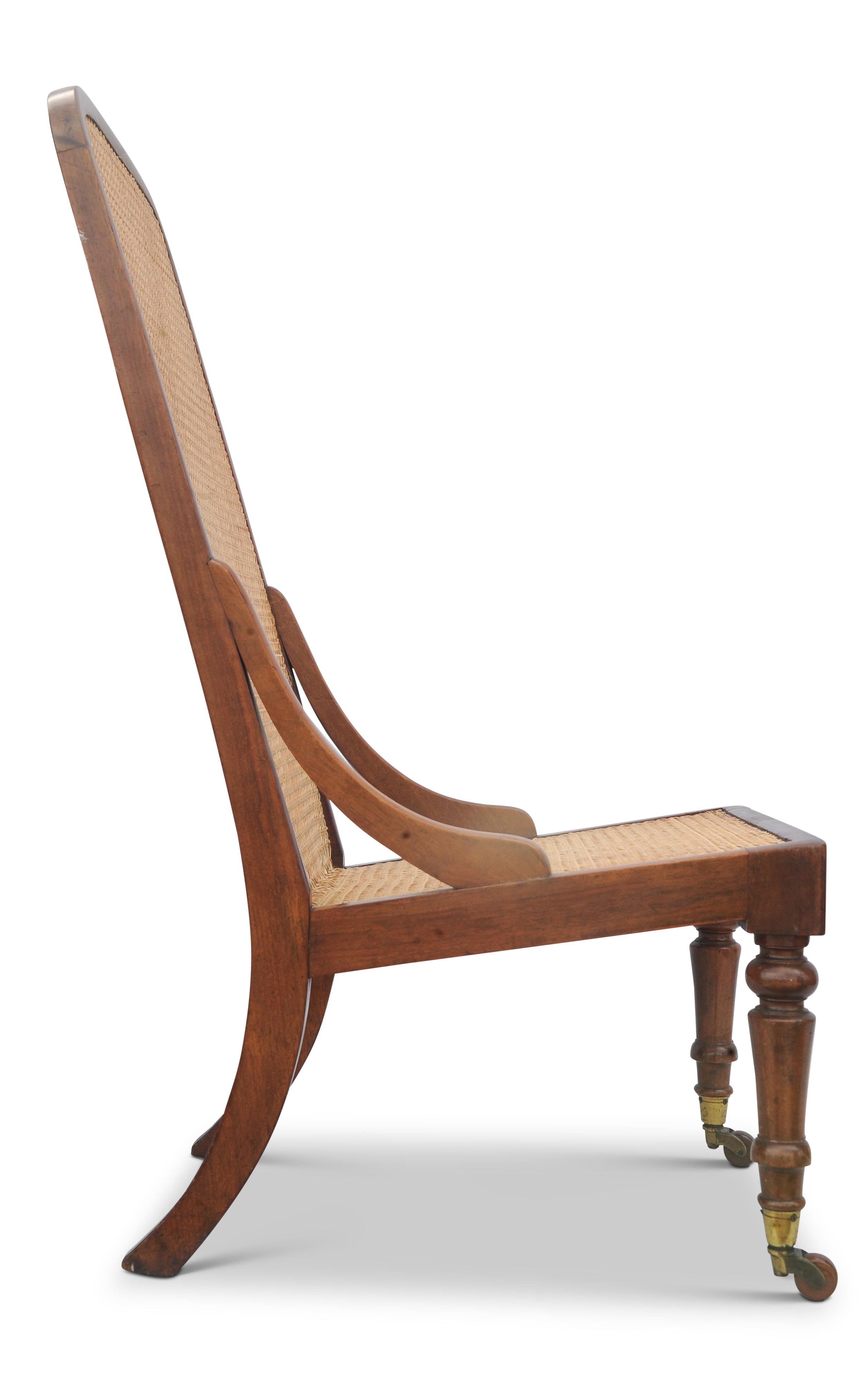 Fait main Chaise de bibliothèque basse victorienne en rotin et bouleau de James Shoolbred en vente