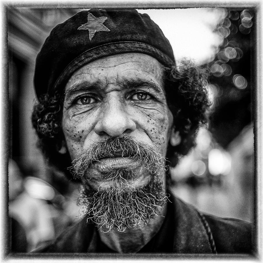 El Revolucionario by James Sparshatt. 20 x 20” photo printed direct on aluminium