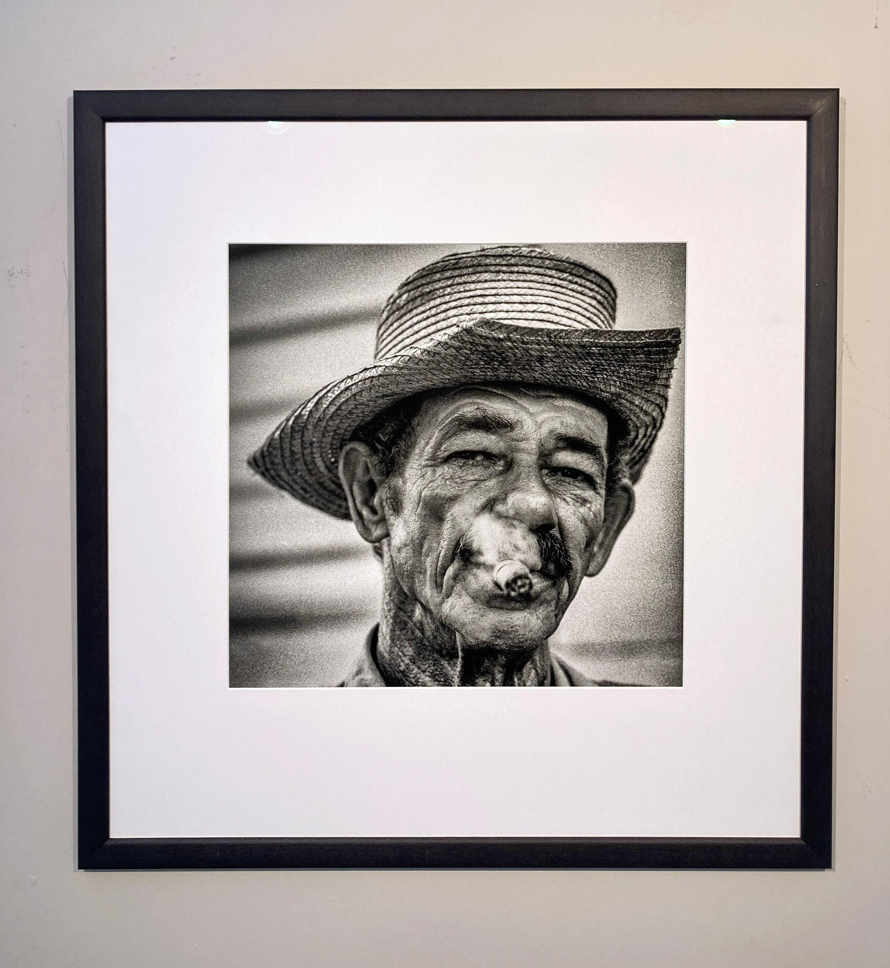 El Tabaquero von James Sparshatt. Porträtfotografie. Gelatinesilber-Druck im Angebot 3