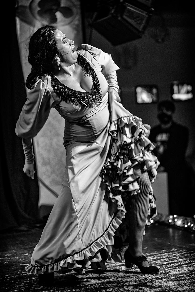 La pasión by James Sparshatt. Black&white photograph of flamenco dance. Framed For Sale 1