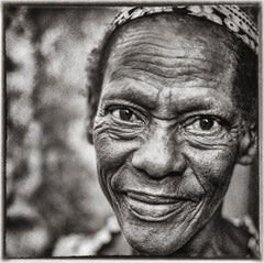 Mujer De Santiago by James Sparshatt. Portrait photograph. Silver Gelatin Print