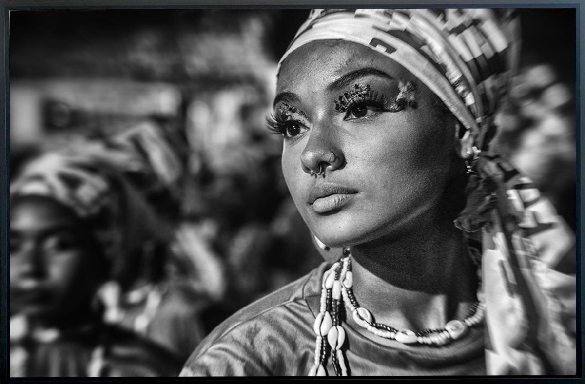 Sonhos silenciosas 2023

Silent dreams.  A young performer during the Night of the Silent Drums.

The Carnaval of Olinda, on the north east coast of Brazil, is a week of high energy and exuberance.  Dancers and musicians perform in Blocos that