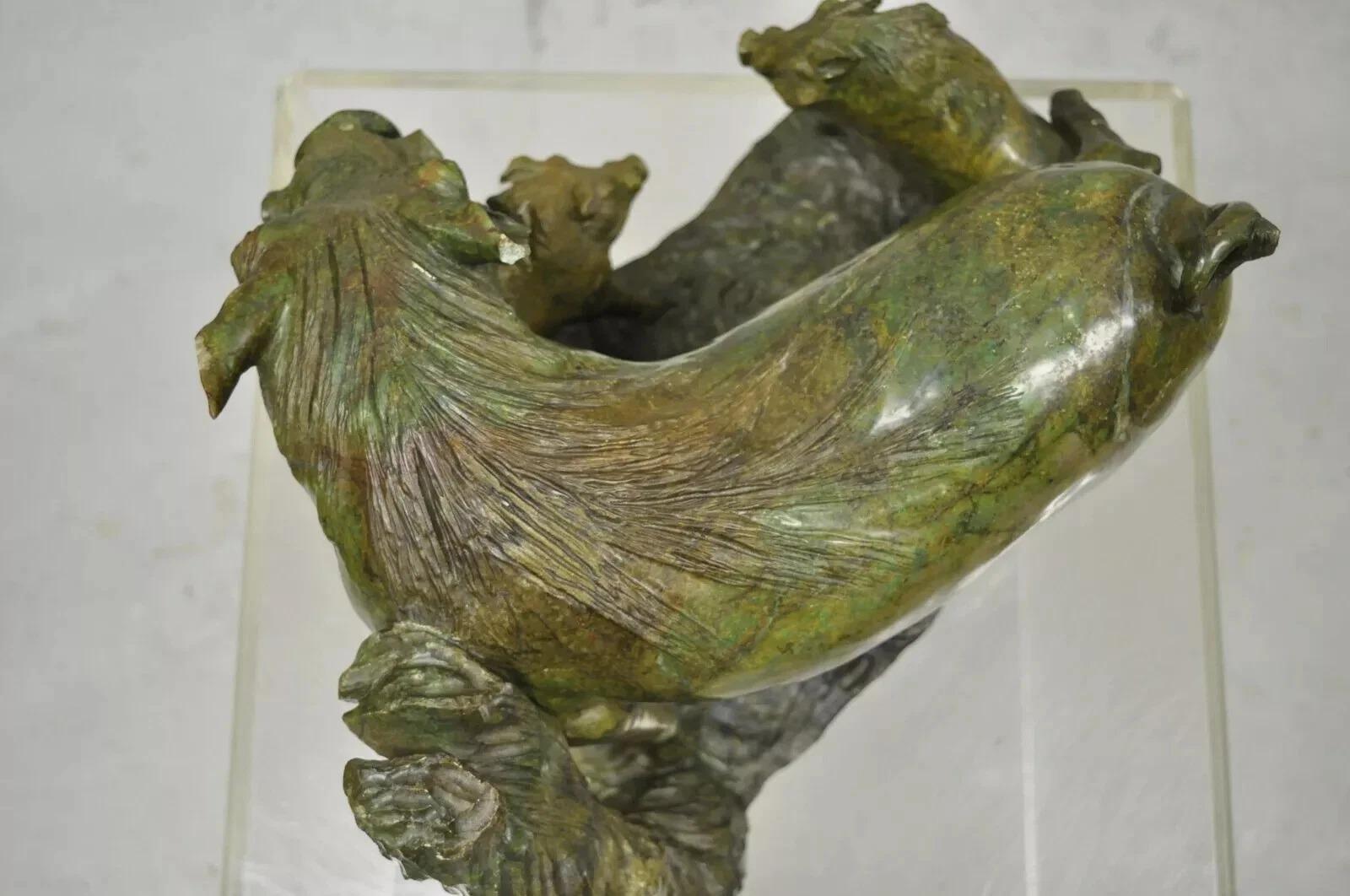 Pietra Figura di scultura di cinghiale africano Greene & Greene Greene intagliato in pietra dura di James Tandi in vendita