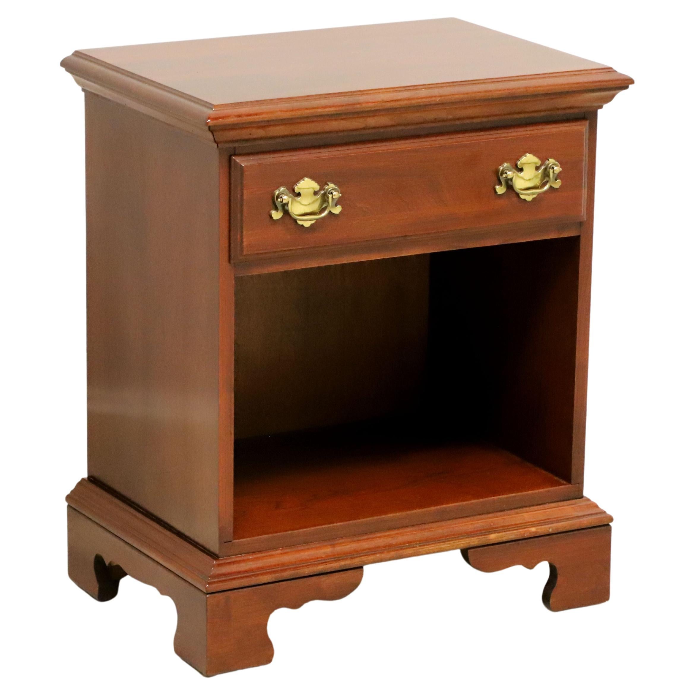 JAMESTOWN STERLING Cherry Chippendale One-Drawer Nightstand Bedside Chest For Sale