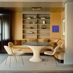 Purple Iris Smudge - opera d'arte scultorea da parete astratta inondata di colore