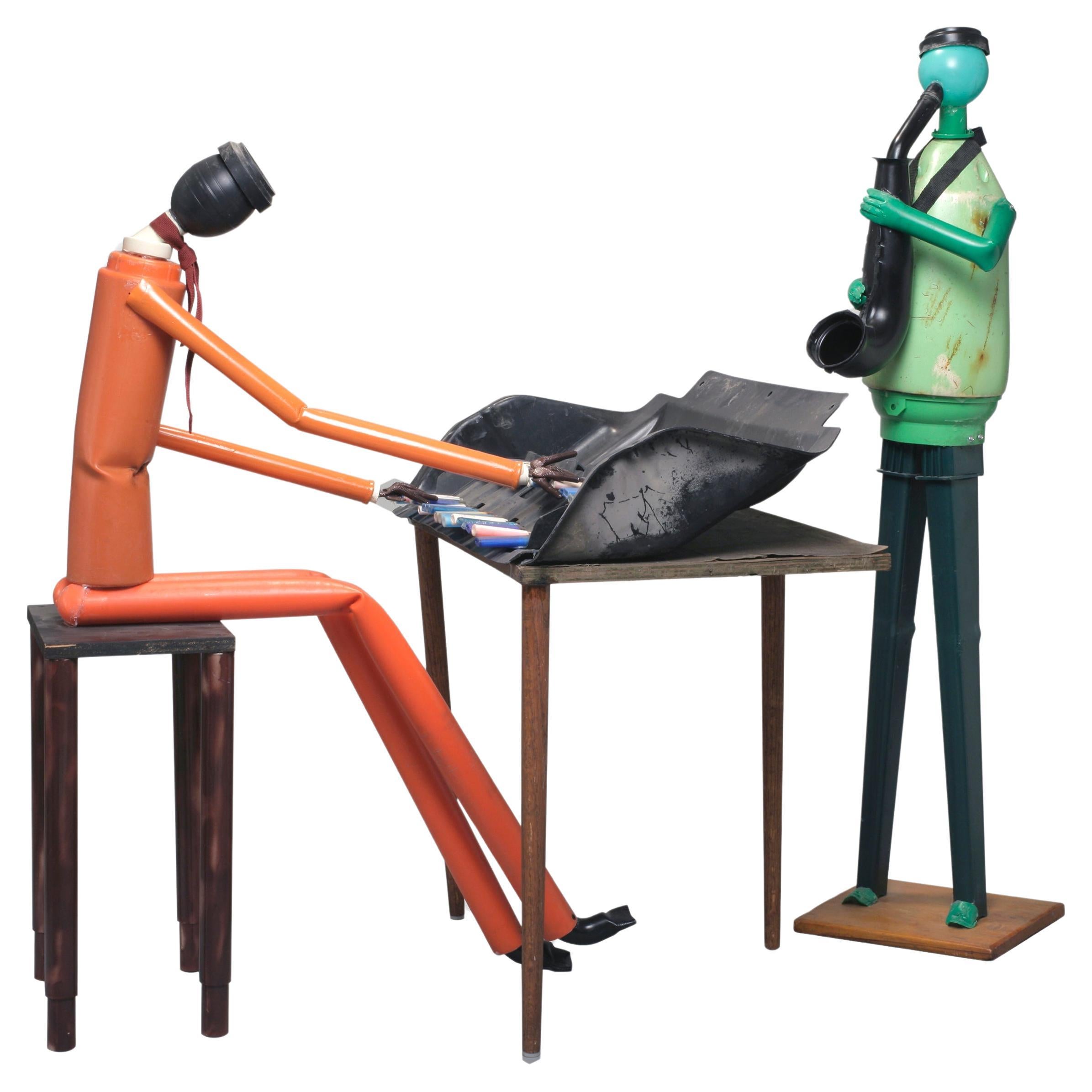 Scultura Jammers Assemblaggio di plastica in Greene & Greene, 2004 di Jerry Ross Barrish