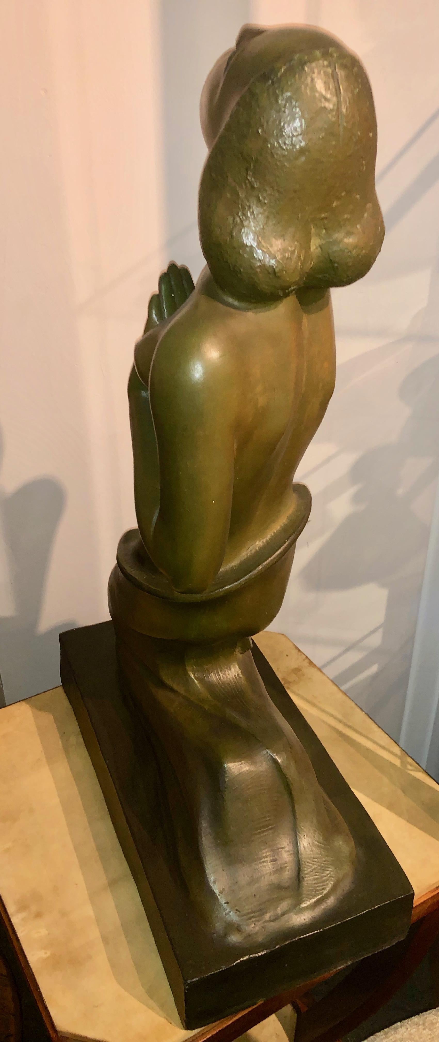 Statue féminine Art Déco de Jan Anteunis, sculpteur belge en vente 4
