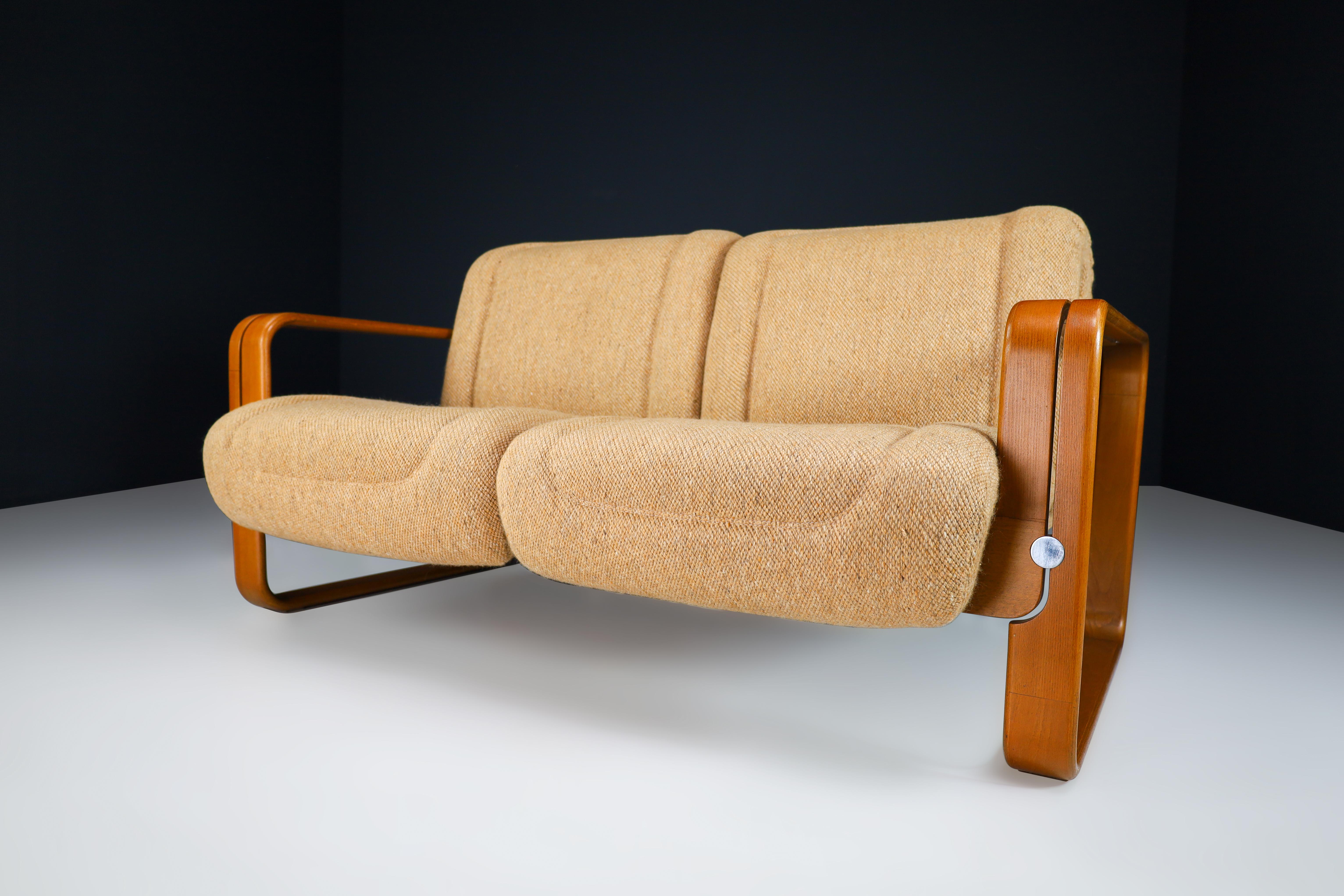 Jan Bočan Bentwood Two Seat Sofa in Original Jute Fabric 1960s For Sale 3