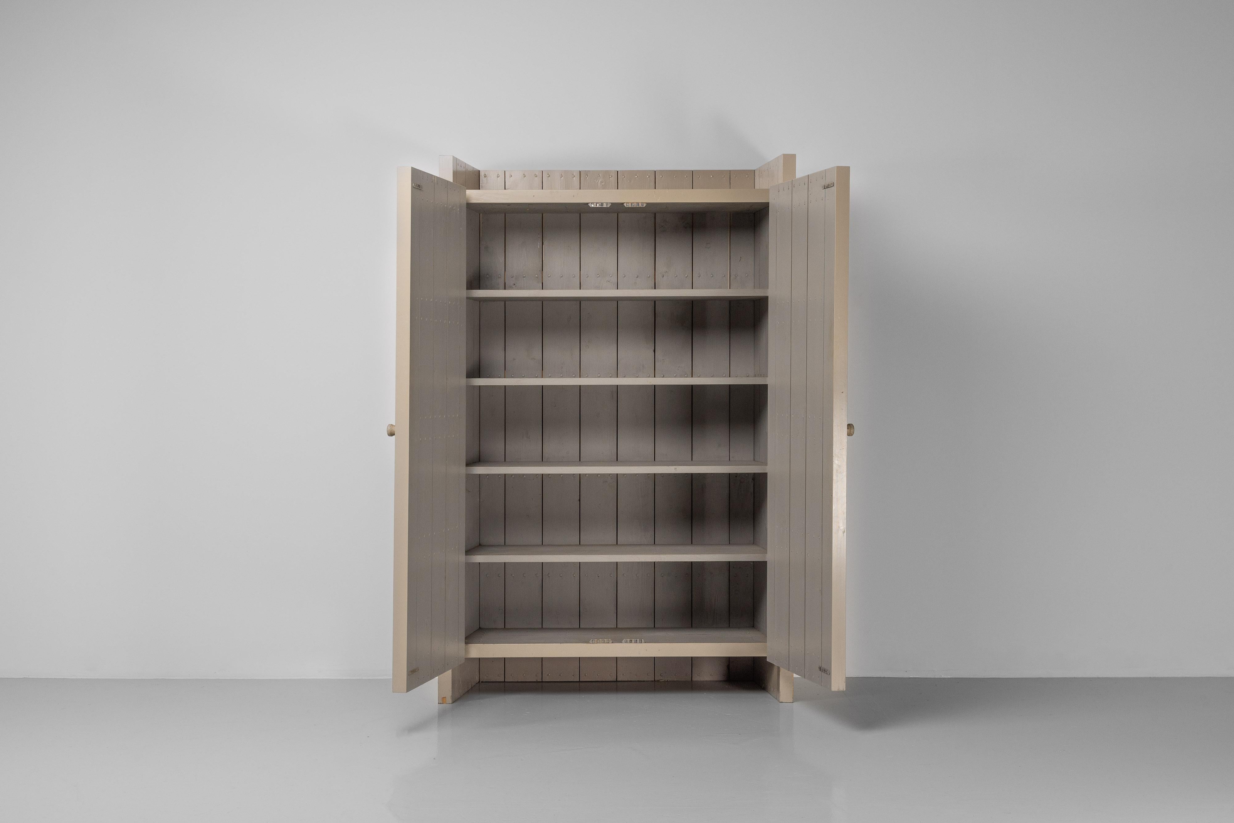 Gabinete Jan de Jong Escuela Bossche Países Bajos 1970 Pino en venta