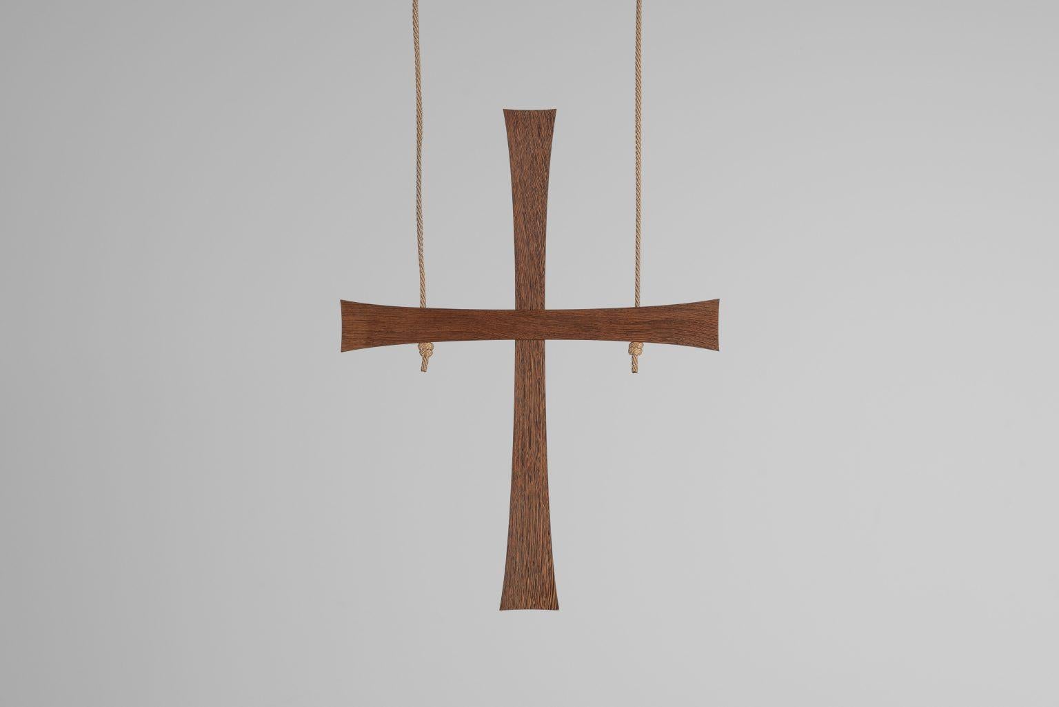 Ciondolo a croce Jan de Jong Chiesa di Sint Willibrordus Almelo 1964 in vendita 1