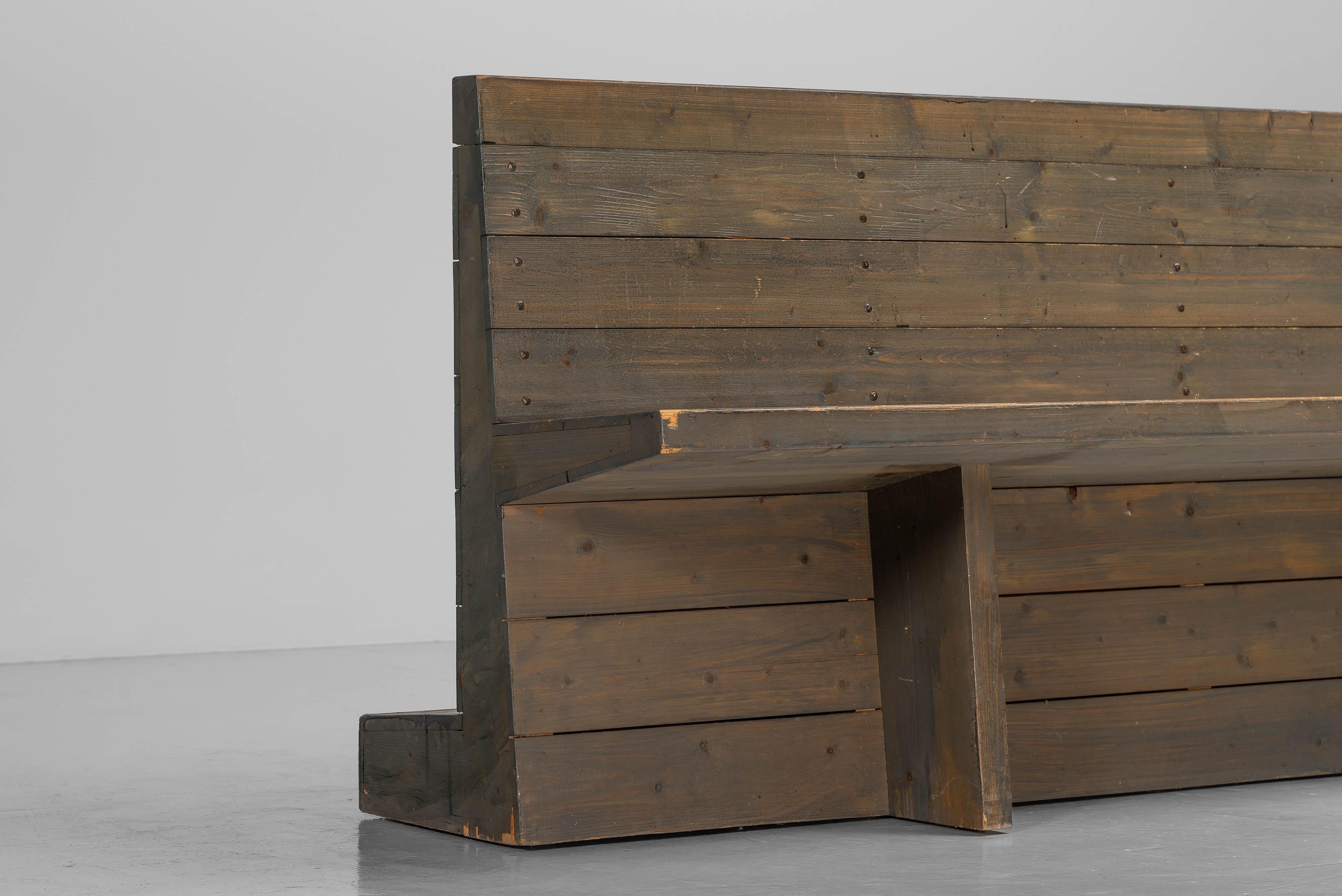 Jan de Jong lange Bank Sint-Willibrordus Kirche Almelo 1964 im Angebot 4