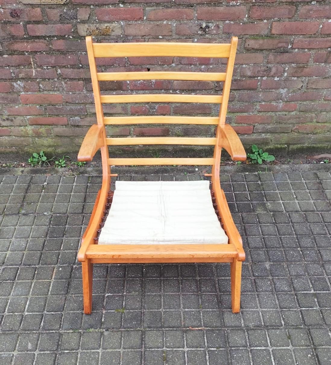 Jan den Drijver Midcentury Modern Sculptural Easy Chair In Oak Wood  For Sale 5