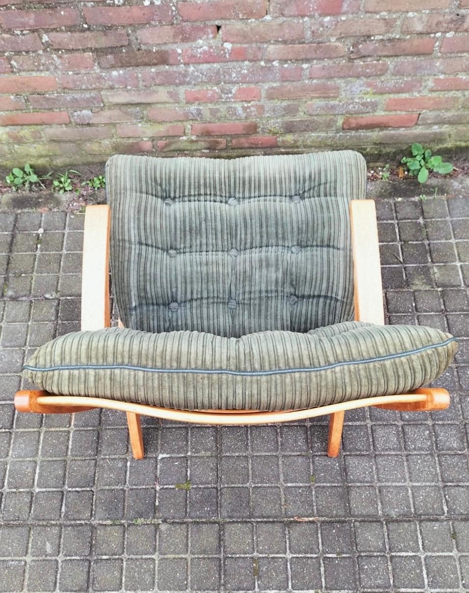 Jan den Drijver Midcentury Modern Sculptural Easy Chair In Oak Wood  For Sale 1