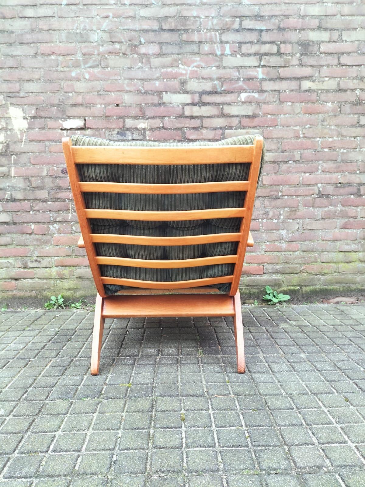 Jan den Drijver Midcentury Modern Sculptural Easy Chair In Oak Wood  For Sale 2