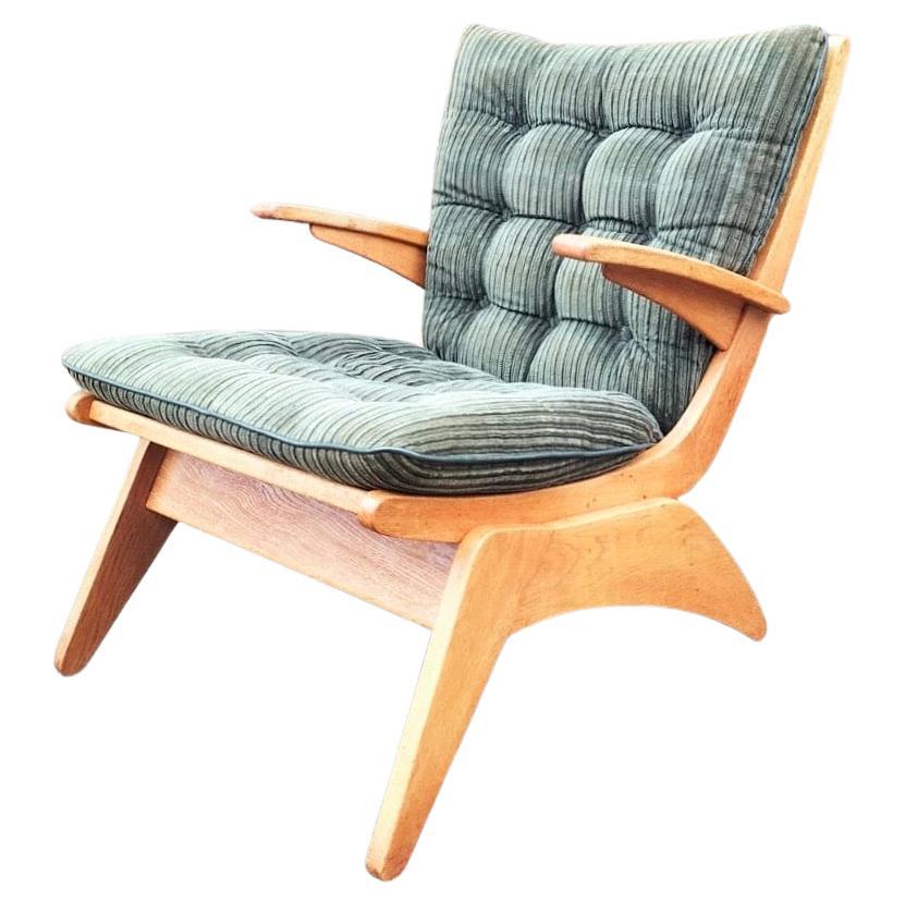 Jan den Drijver Midcentury Modern Sculptural Easy Chair In Oak Wood  For Sale