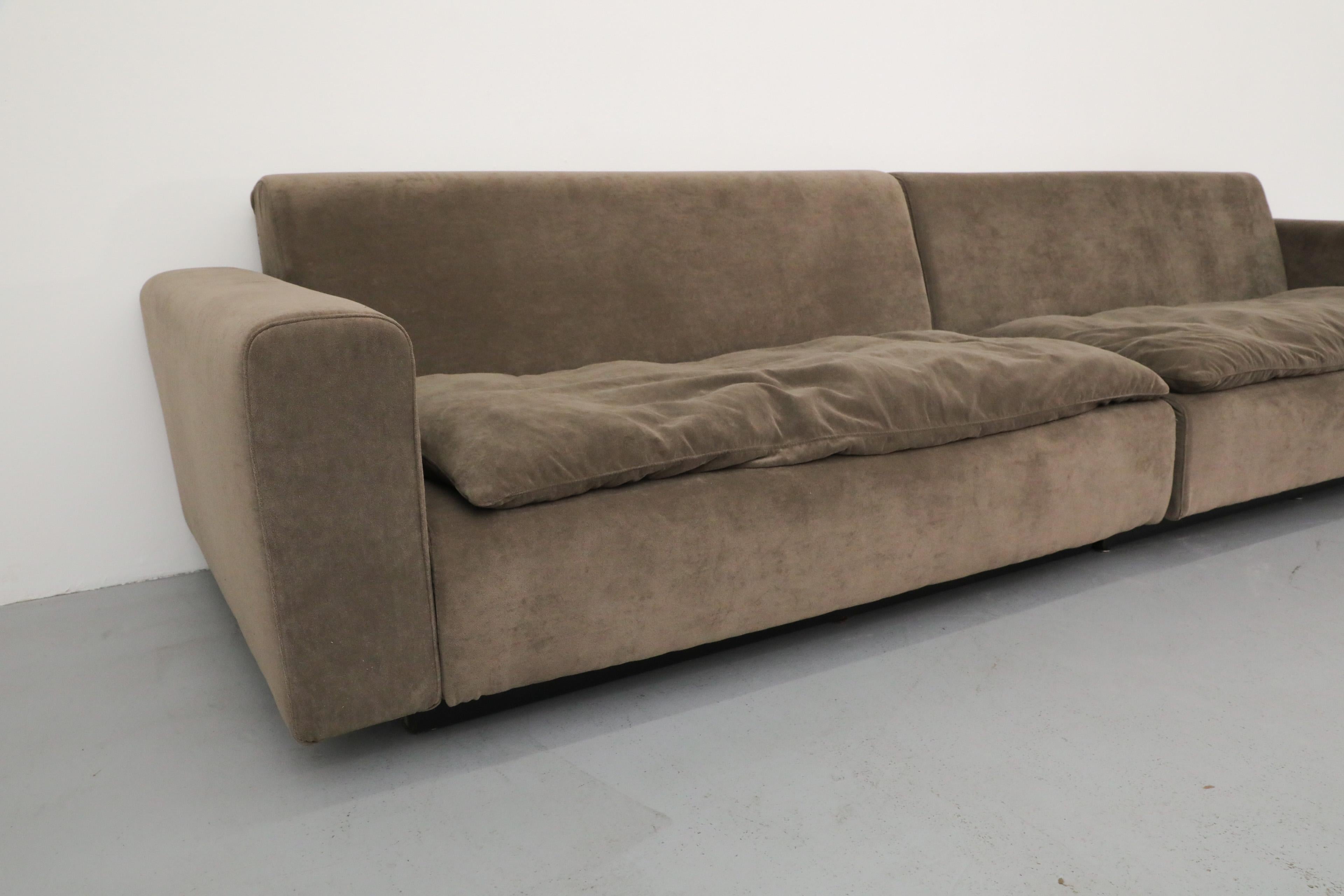 Jan Des Bouvrie (Attr) Langes zweiteiliges graues Chenille-Sofa aus grauem Chenille für Gelderland, 1980er Jahre 7