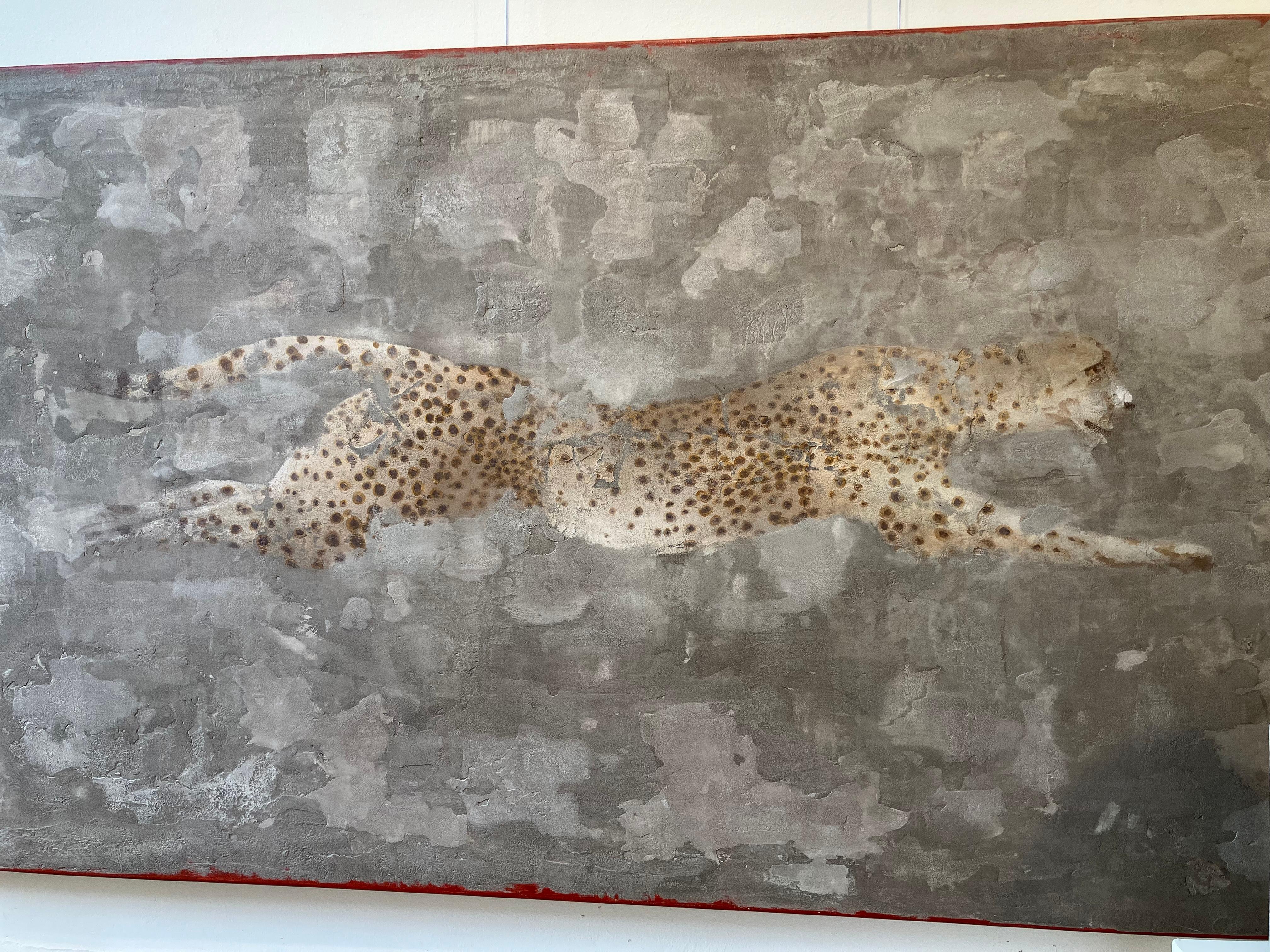 Affresco olandese contemporaneo raffigurante un ghepardo, marrone, beige e rosso - Figurative Painting Grigio di Jan Grotenbreg