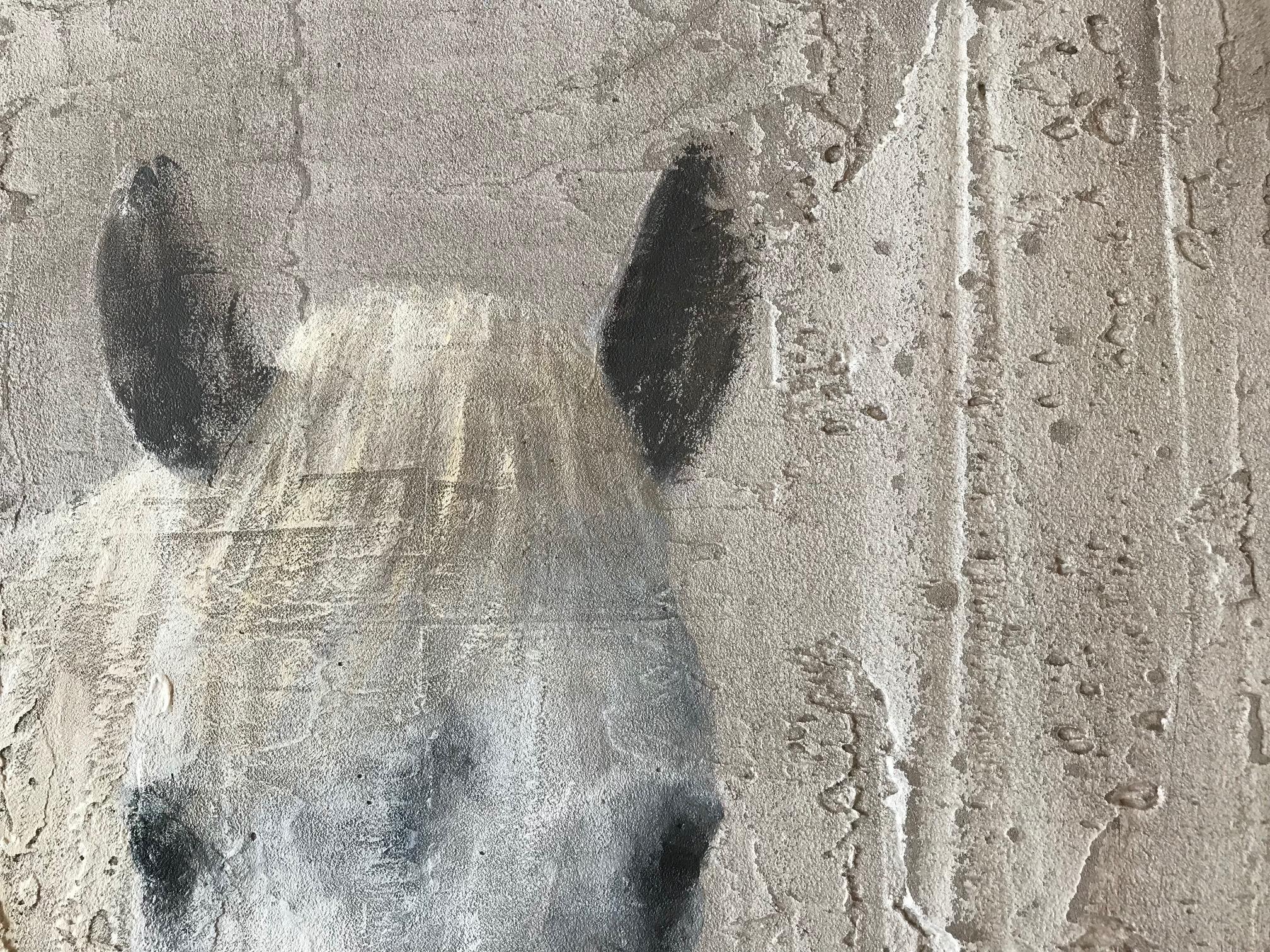 ''White Horse'' Dutch Contemporary Fresco Painting with a White Horse - Gray Animal Painting by Jan Grotenbreg