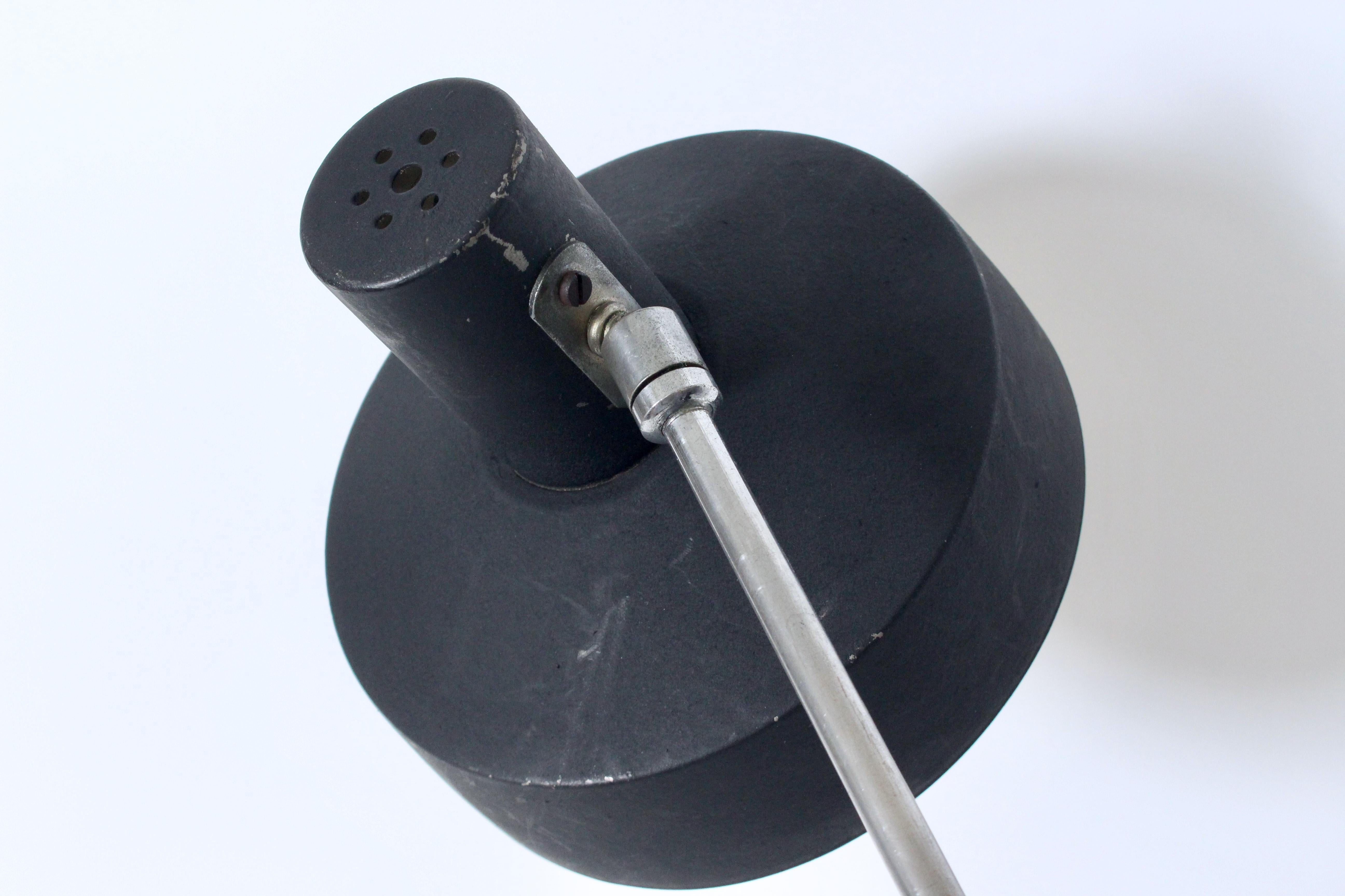 Jan Hoogervorst für Anvia Schreibtischlampe mit Gegengewicht aus Chrom und schwarzem Schirm im Angebot 5