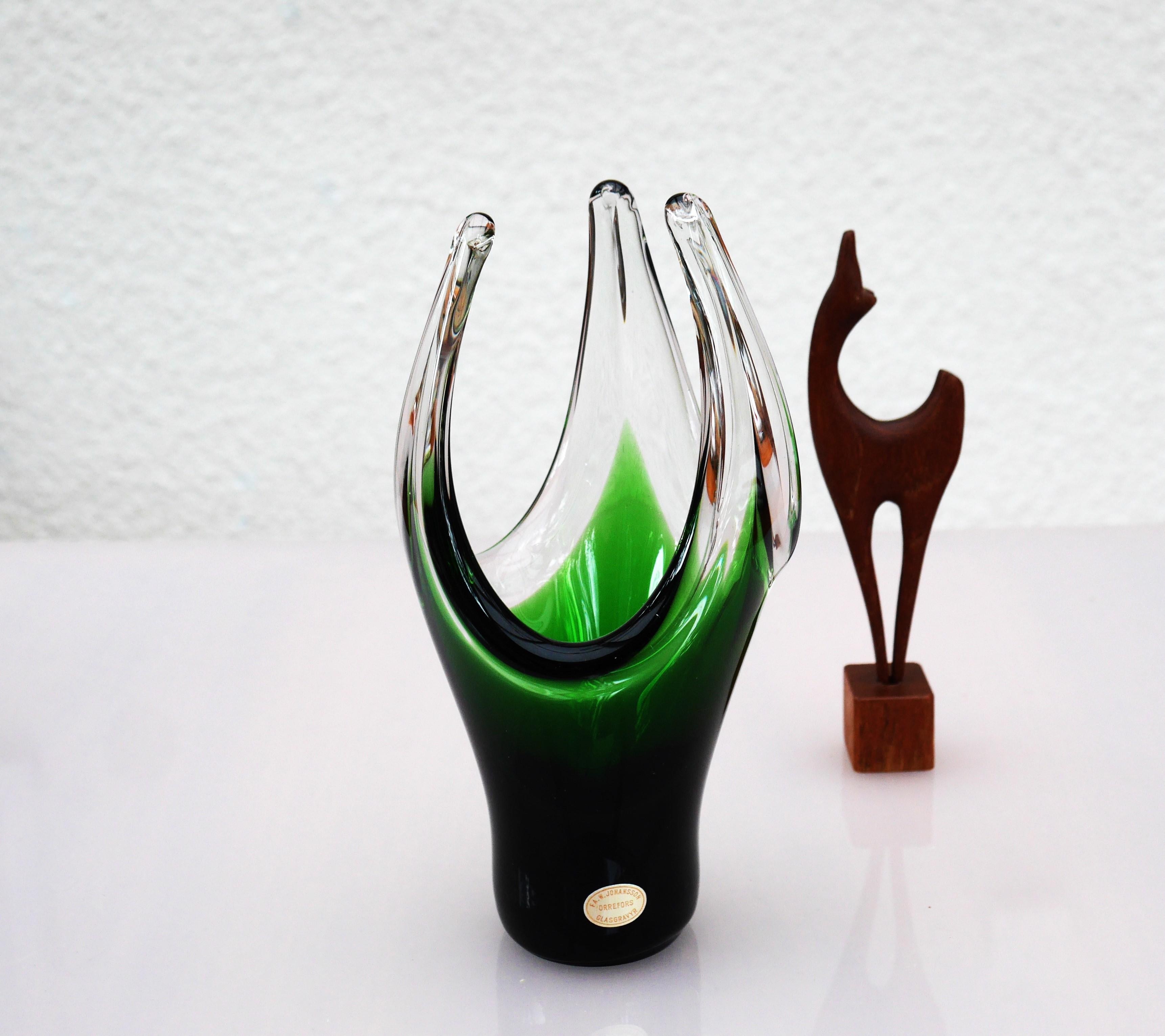 Mid-Century Modern Jan Johannson Glass Vase for Orrefors For Sale