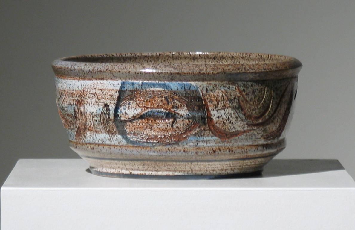 American Studio Pottery Bowl - Sculpture by Jan Jones