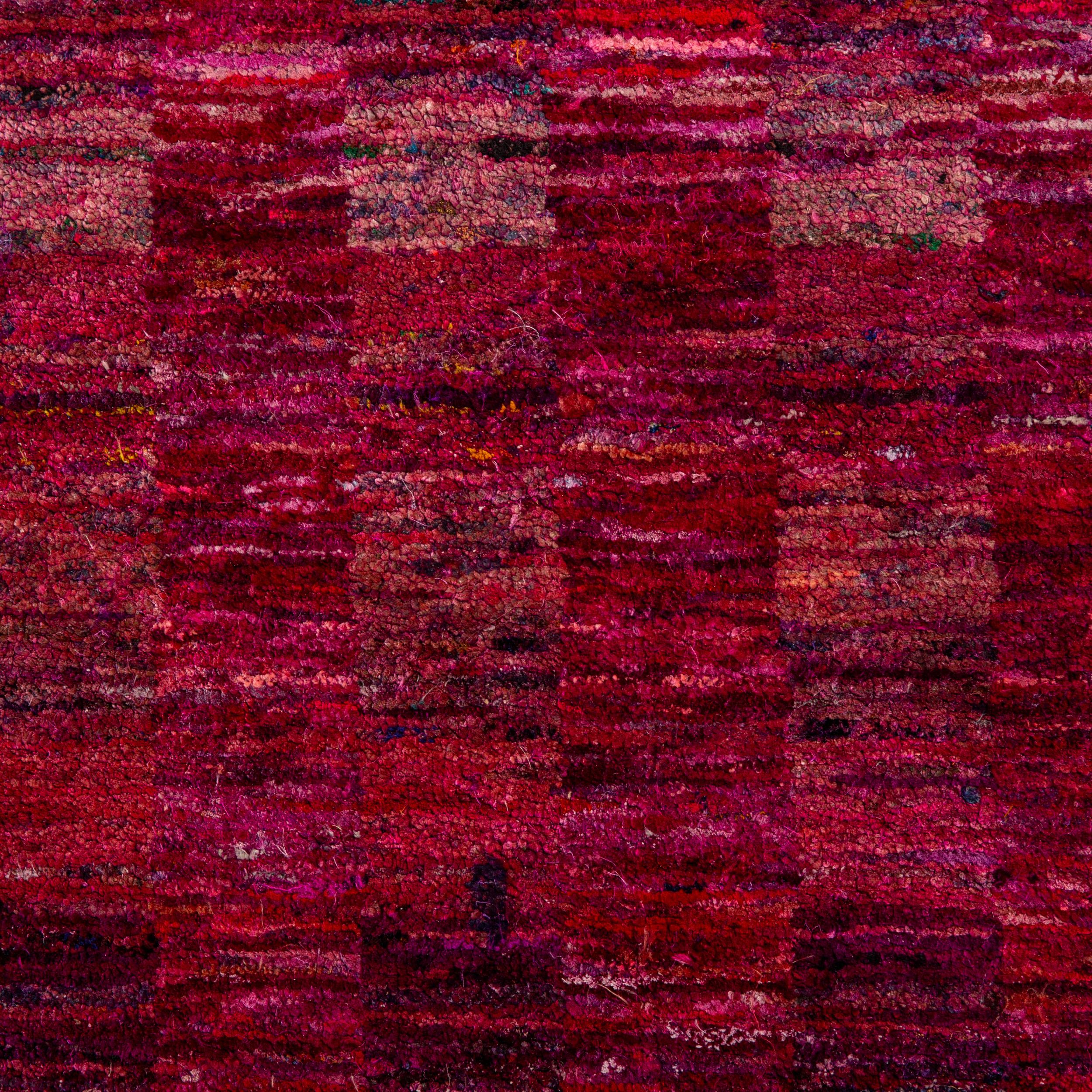 Modern Jan Kath Sari V-Stripes Silk Carpet Silk Pink For Sale