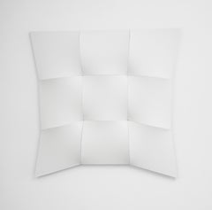 Neuf cercles carrés blancs III