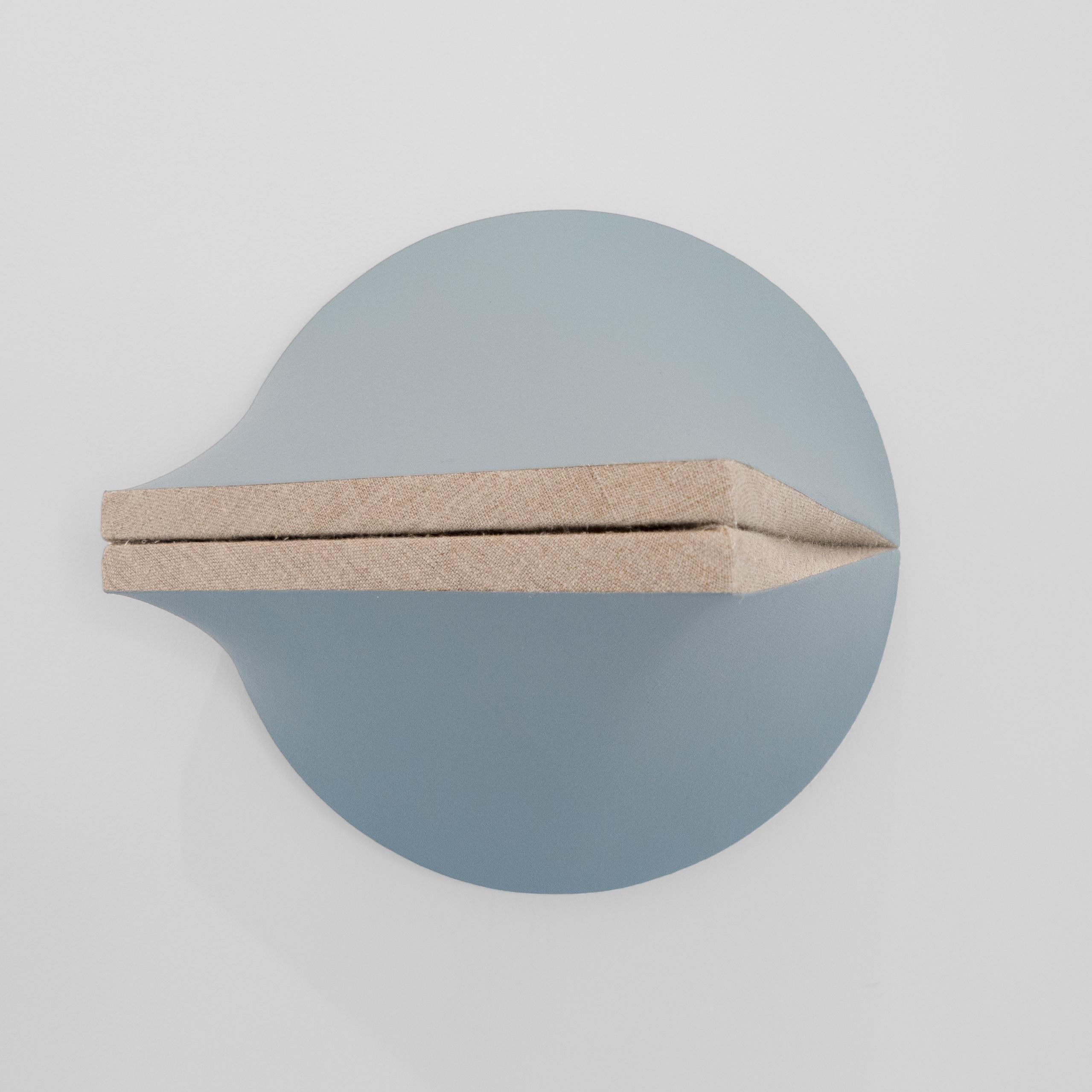 Pointing Out As Blue Grey - Sculpture by Jan Maarten Voskuil