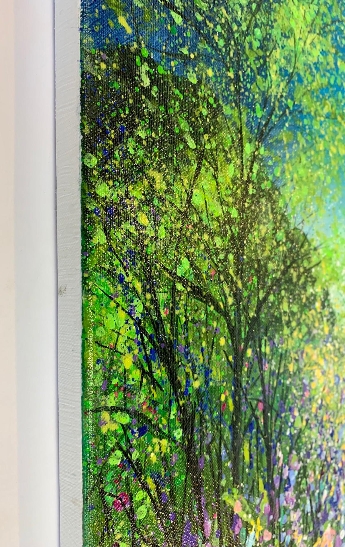 Buntes Holzland mit blauen Glocken, Jan Rogers, Holzlandmalerei, Blumenkunstwerk im Angebot 5